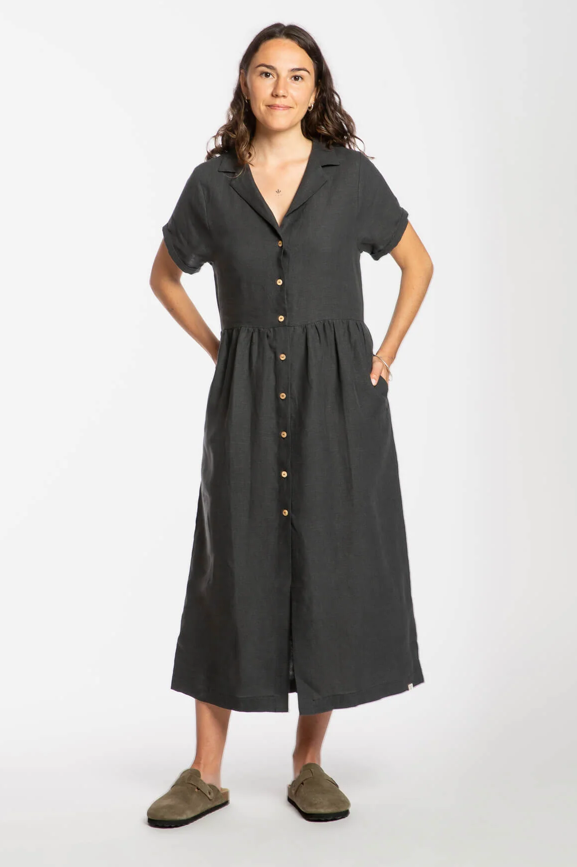 Image of MATONA dames vegan Jurk Met Kraag, Zwart
