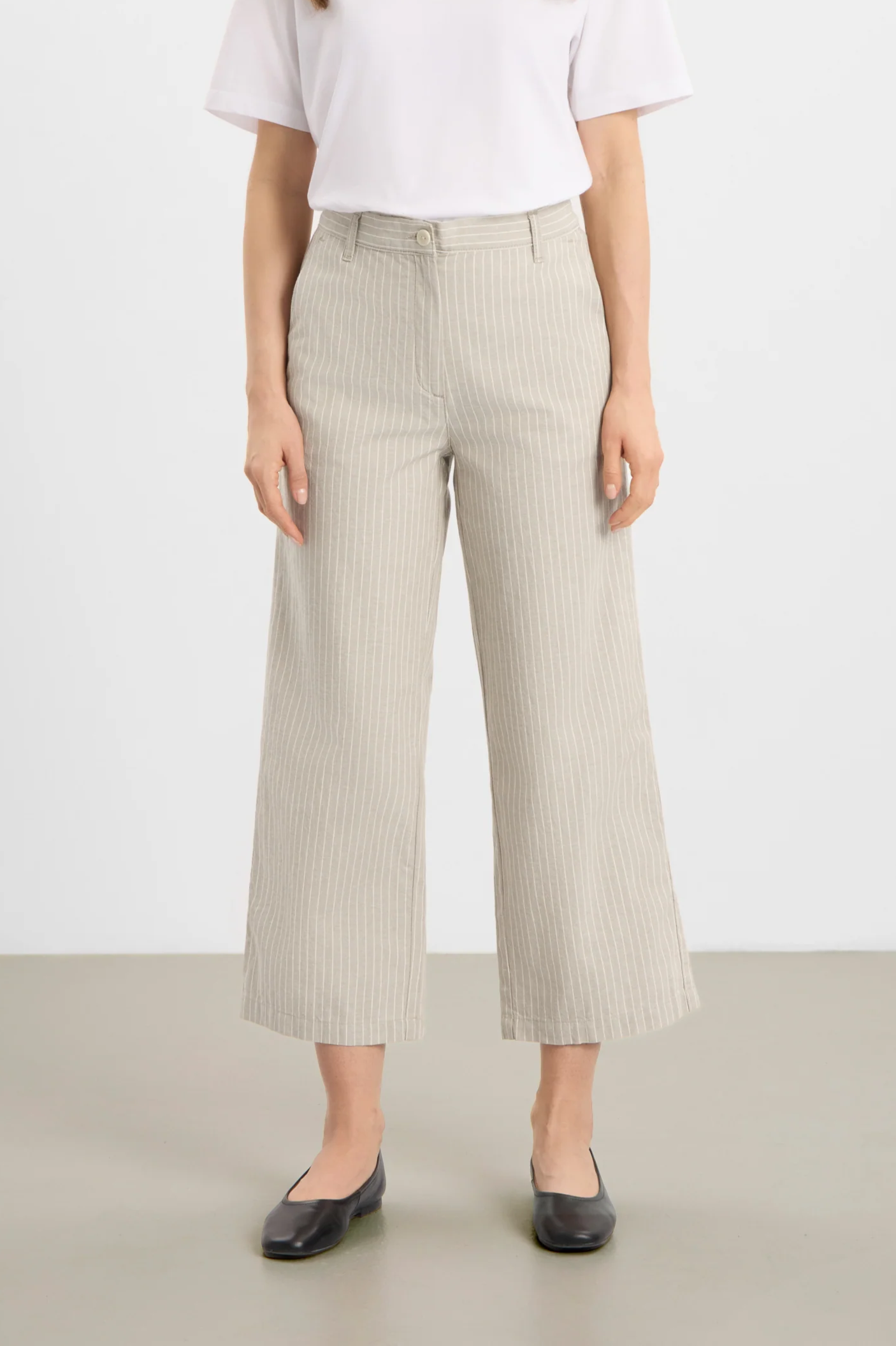 Image of LAURIE dames vegan Broek Lily Rechte Cropped Kiezelsteen