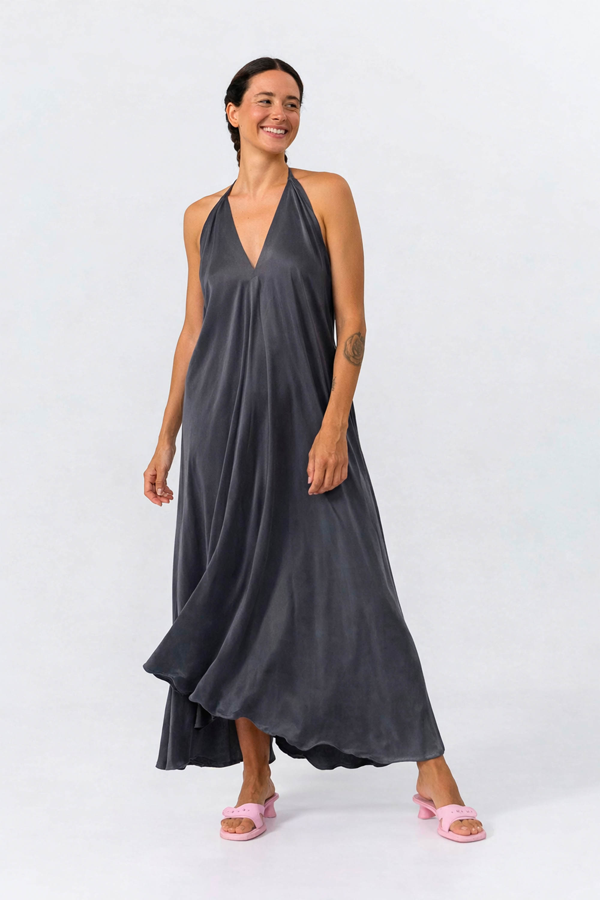 Image of SUITE13LAB dames vegan Jurk Mp Lang Donkergrijs