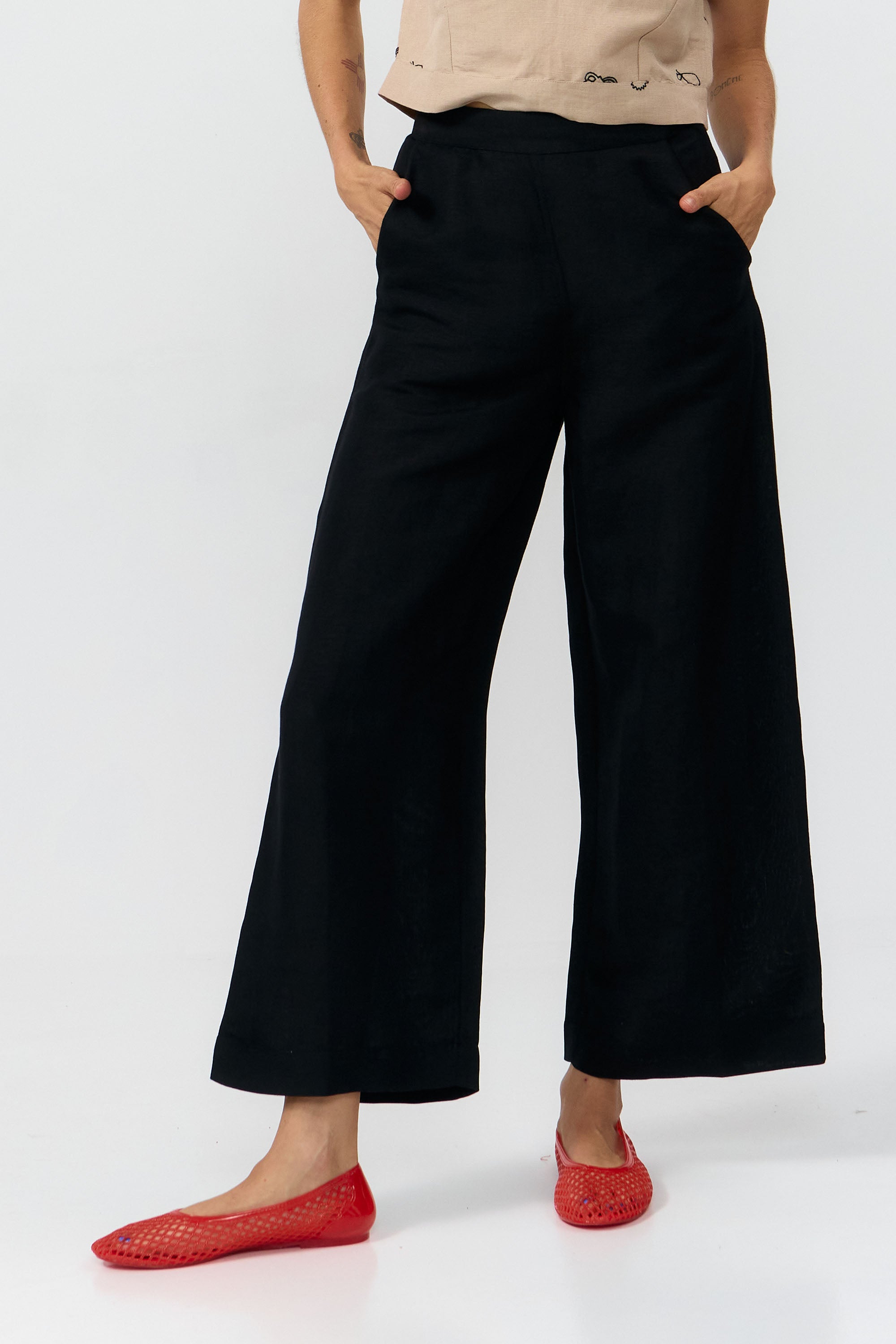 Image of SUITE13LAB dames vegan Broek Hatta Zwart