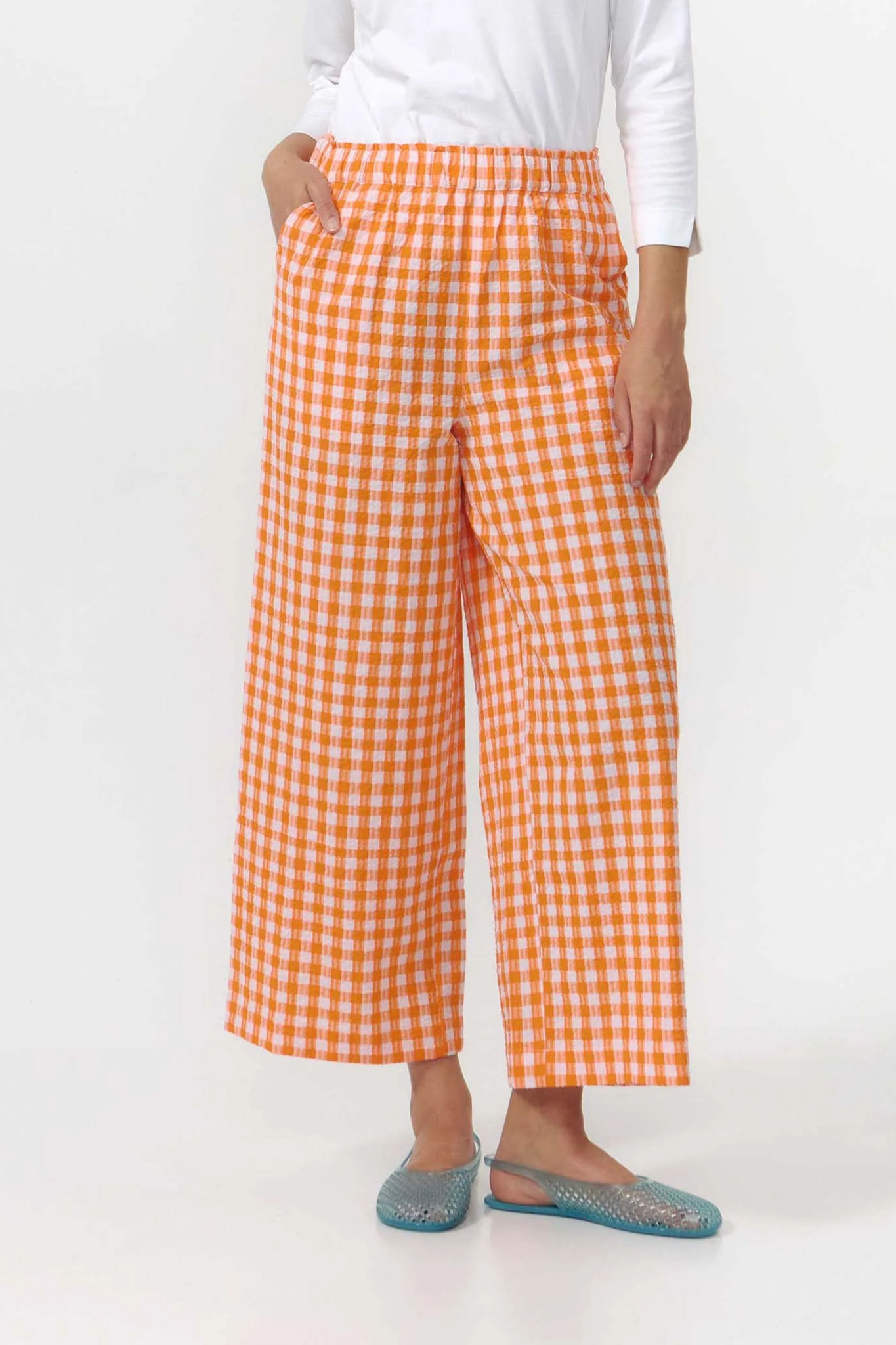 Image of SUITE13LAB dames vegan Broek Met Kerstmanruitje In Oranje