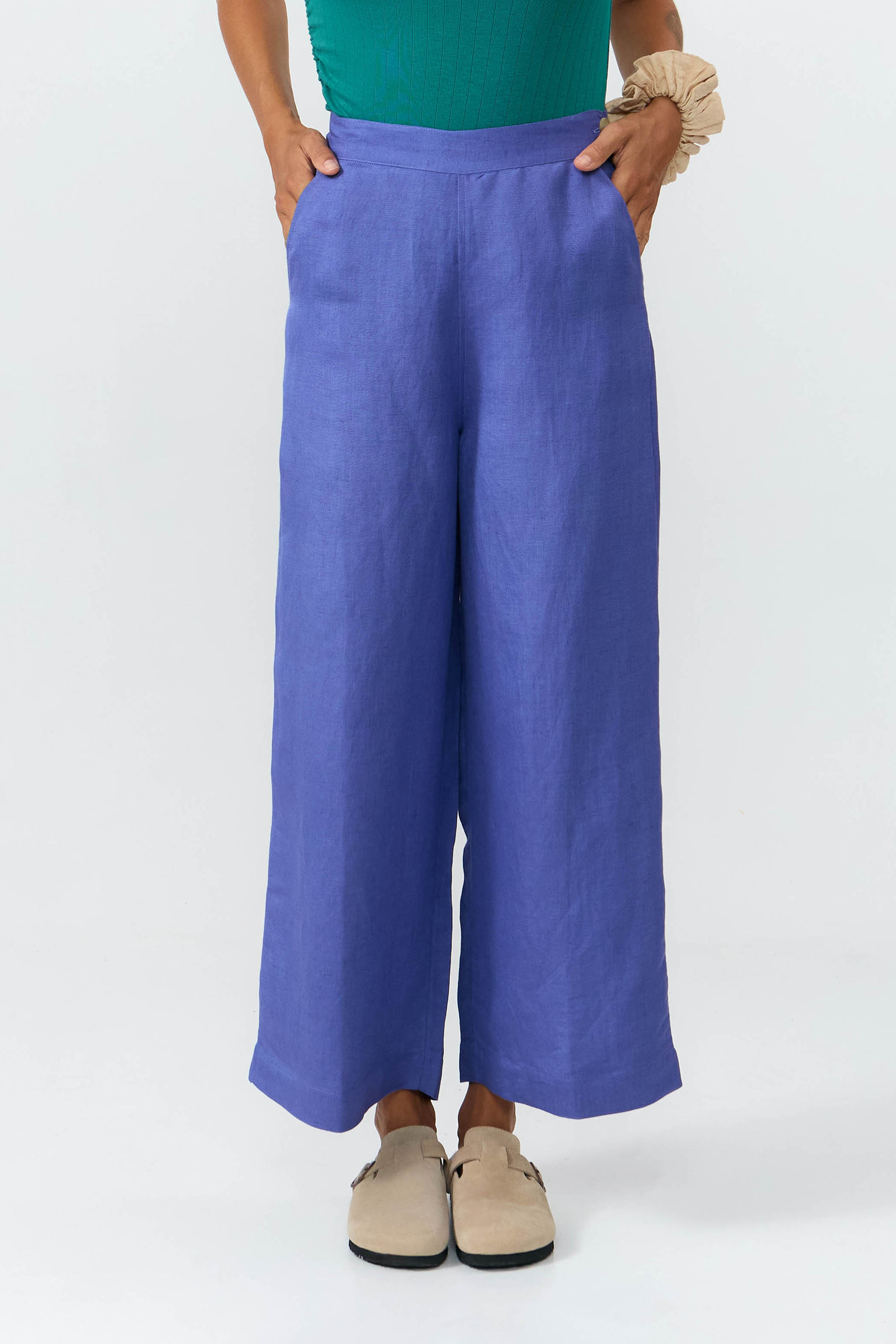 Image of SUITE13LAB dames vegan Hatta Broek Middenblauw