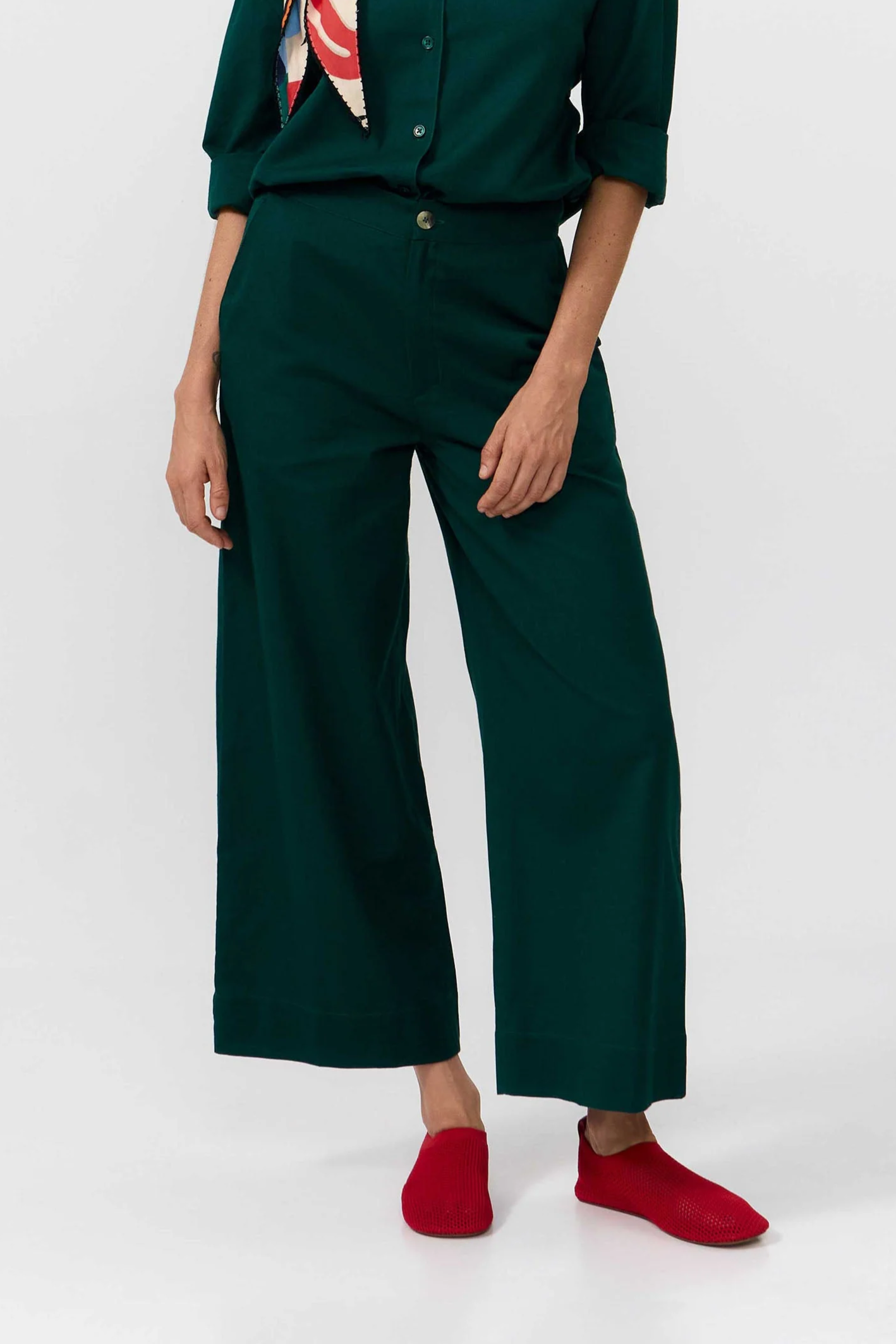 Image of SUITE13LAB dames vegan Broek Ulla Diepgroen