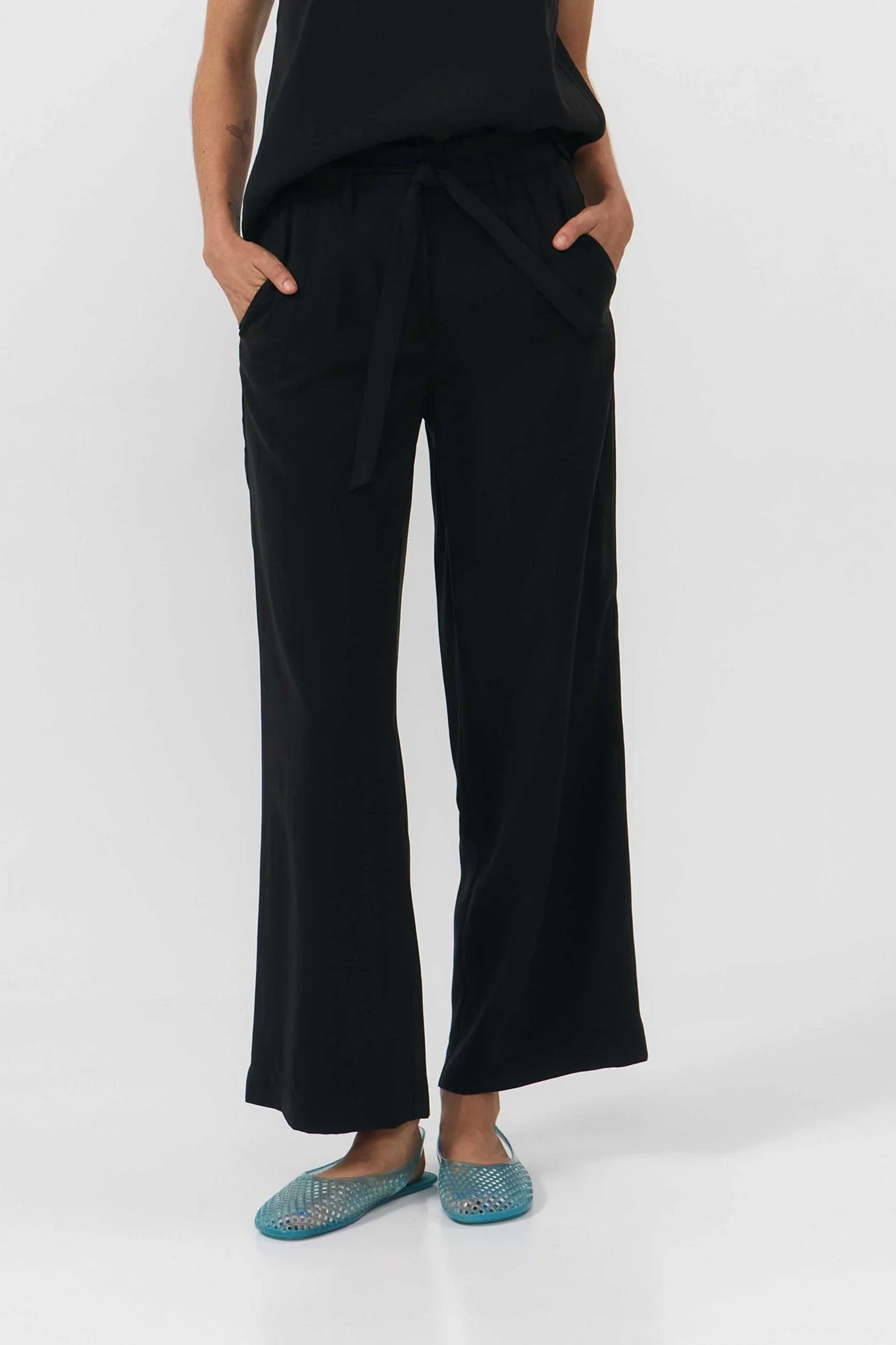 Image of SUITE13LAB dames vegan Broek Eo Zwart