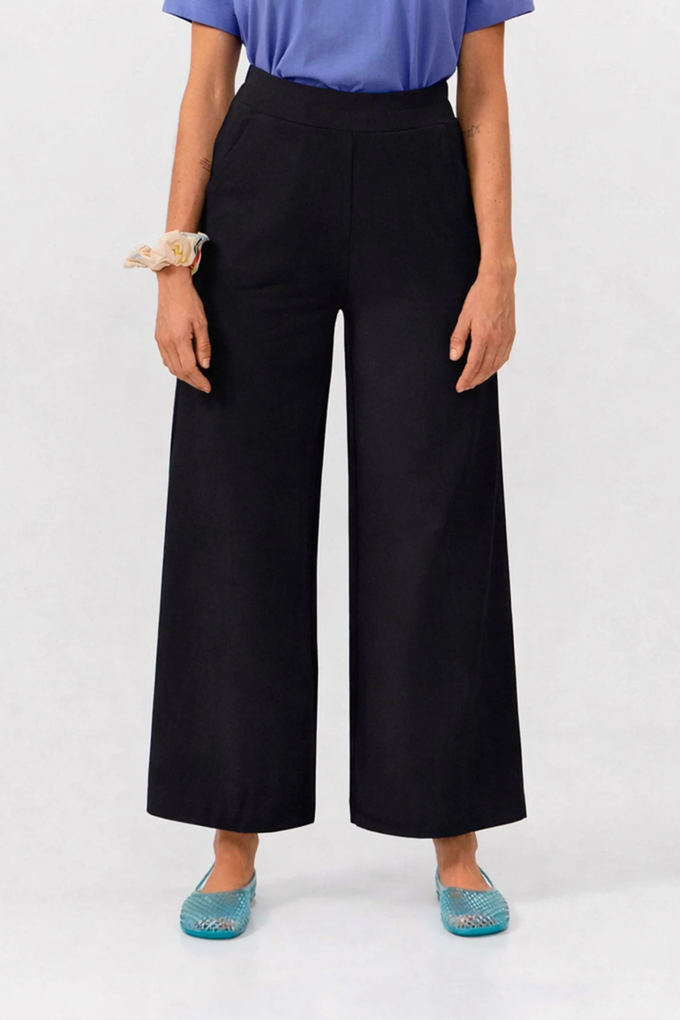 Image of SUITE13LAB dames vegan Broek Palau Zwart