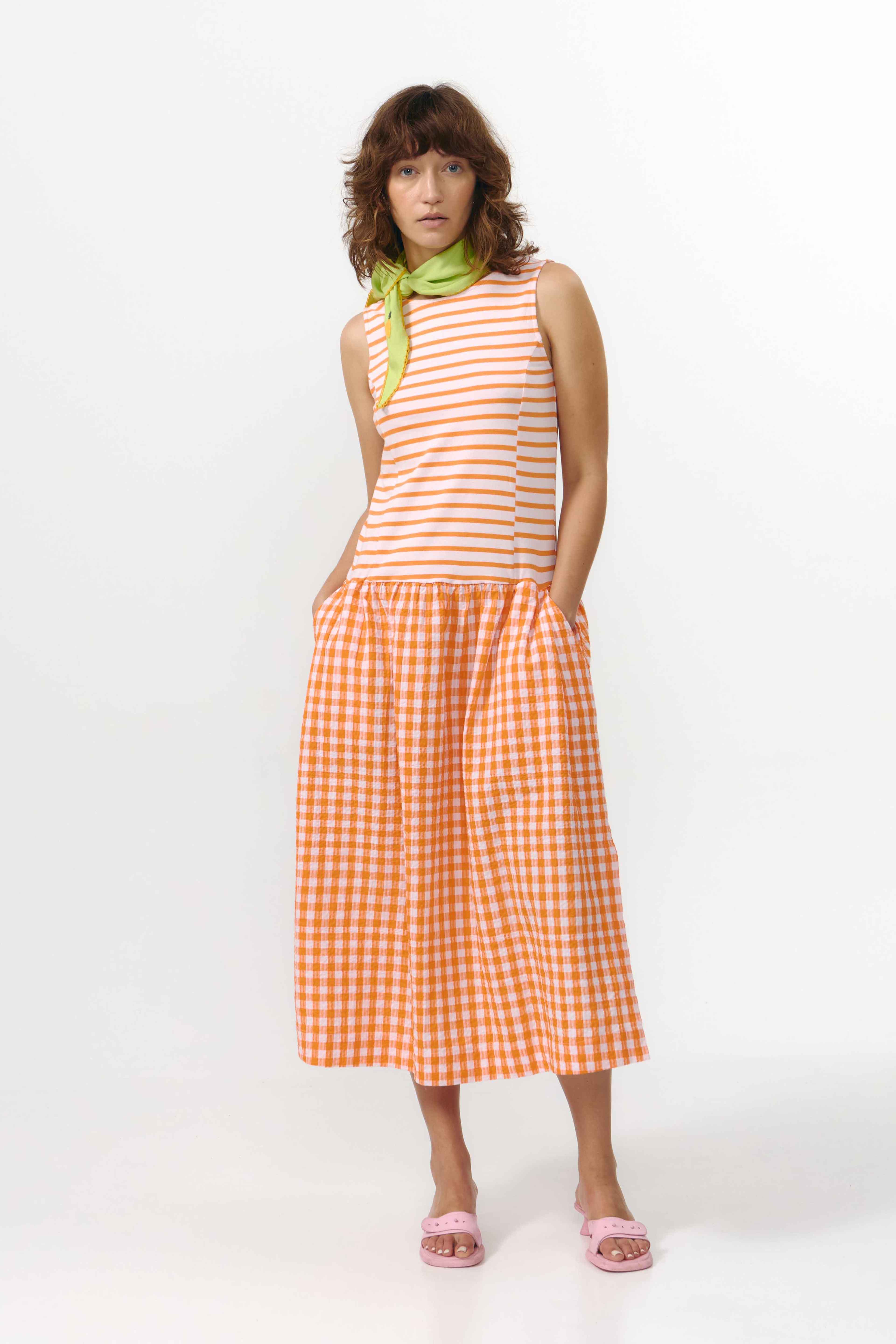 Image of SUITE13LAB dames vegan Jurk Mie Stripes Oranje
