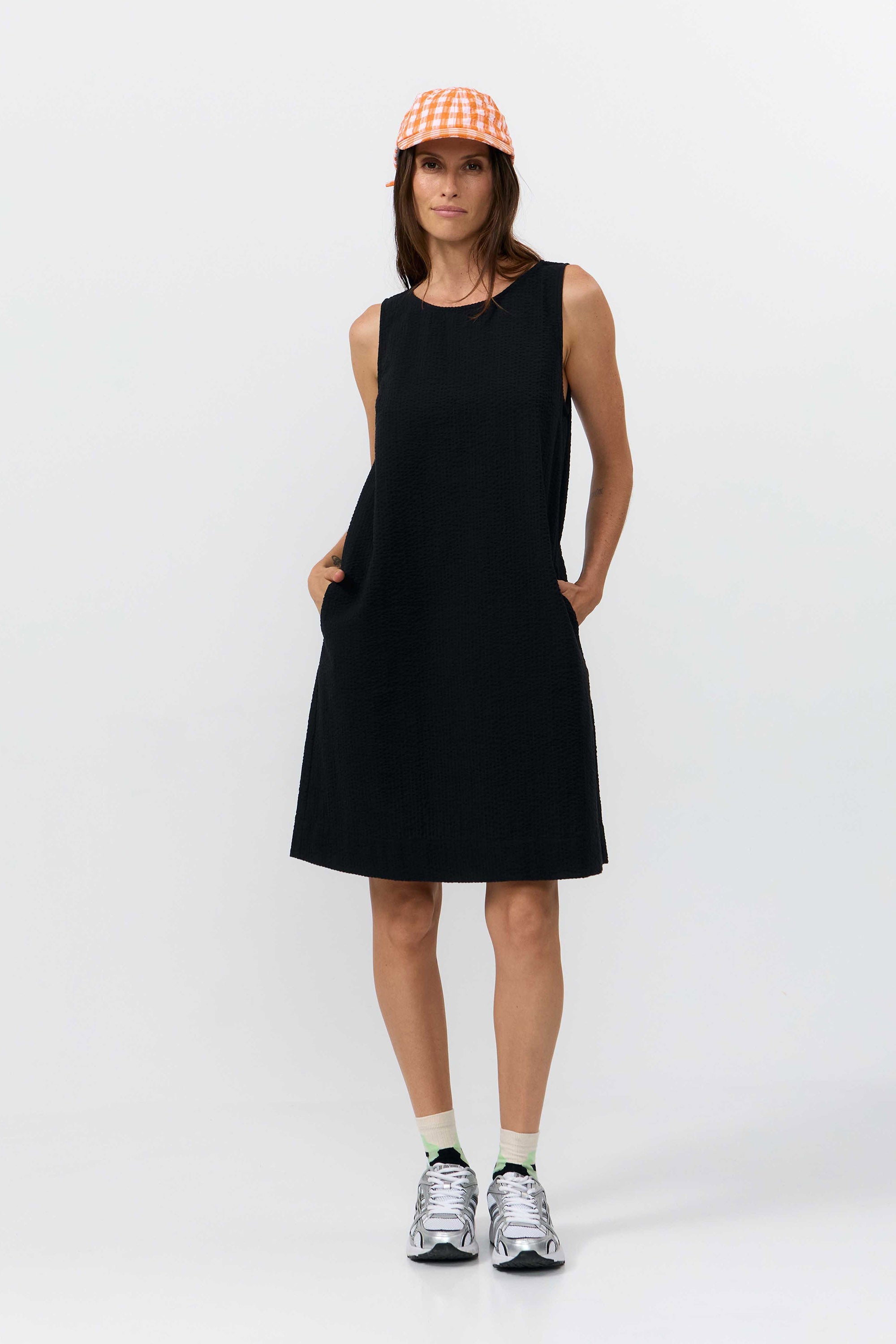 Image of SUITE13LAB dames vegan Jurk Lena Zwart