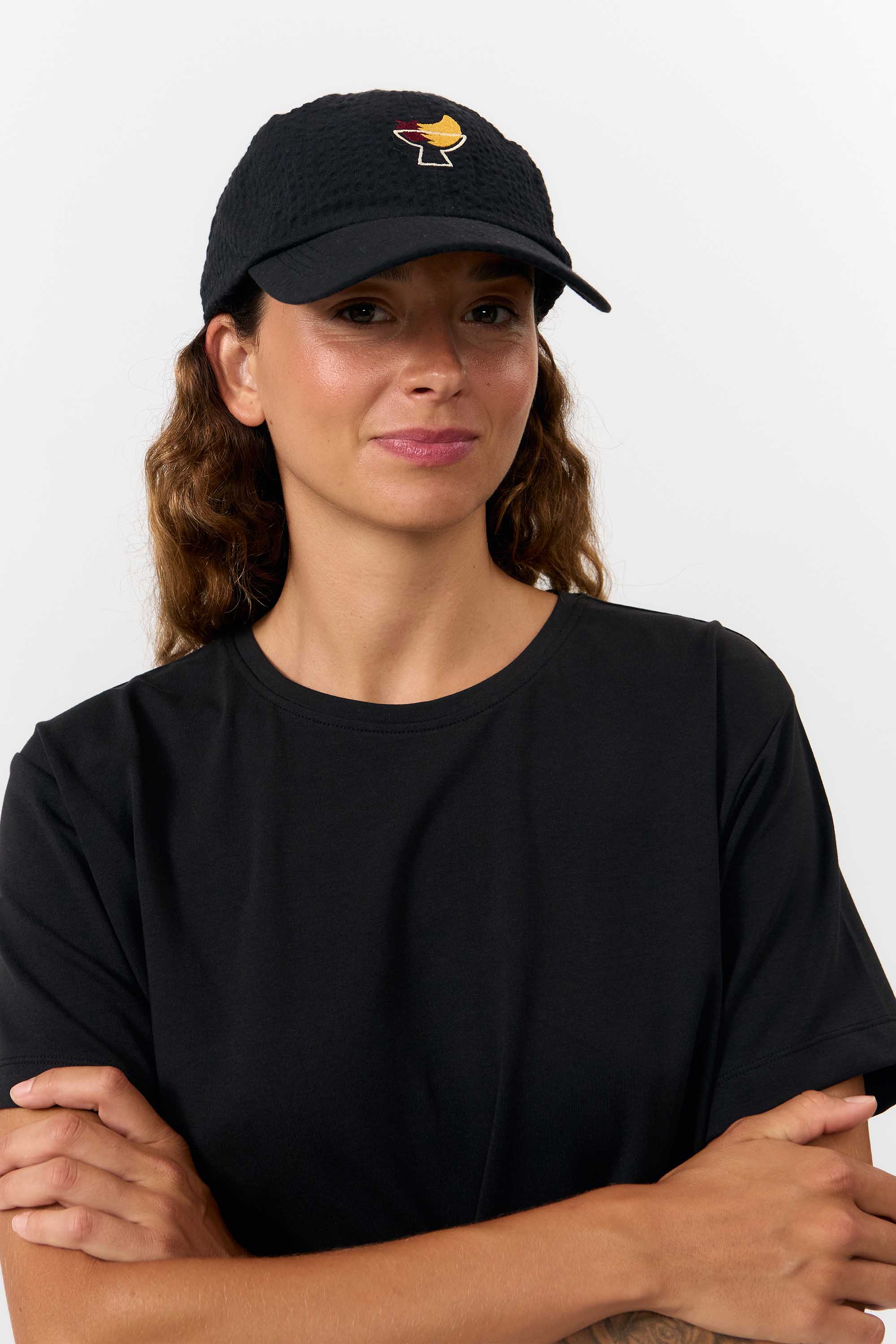 SUITE13LAB womens vegan Cap Aura Black