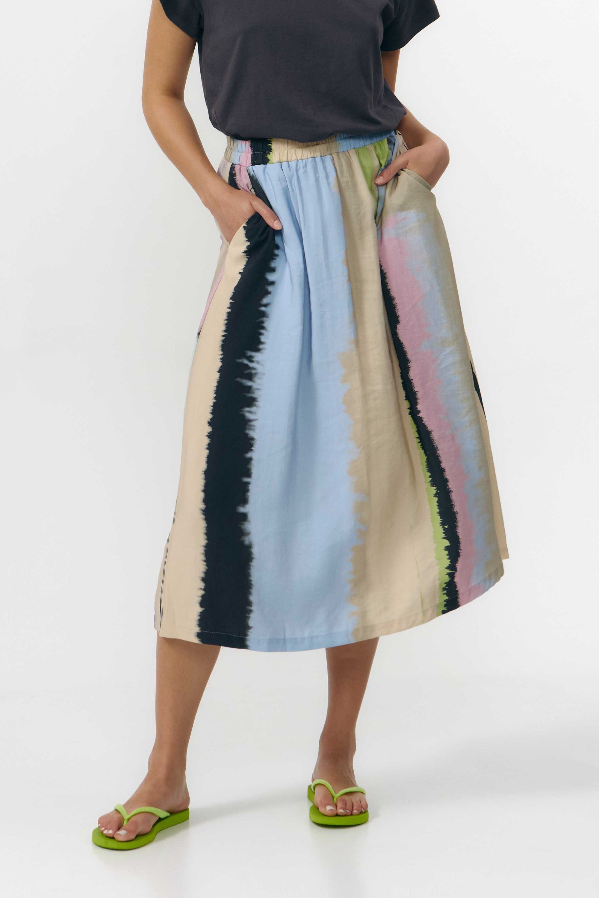 Image of SUITE13LAB dames vegan Rok Adaja Print Ones Multicolour