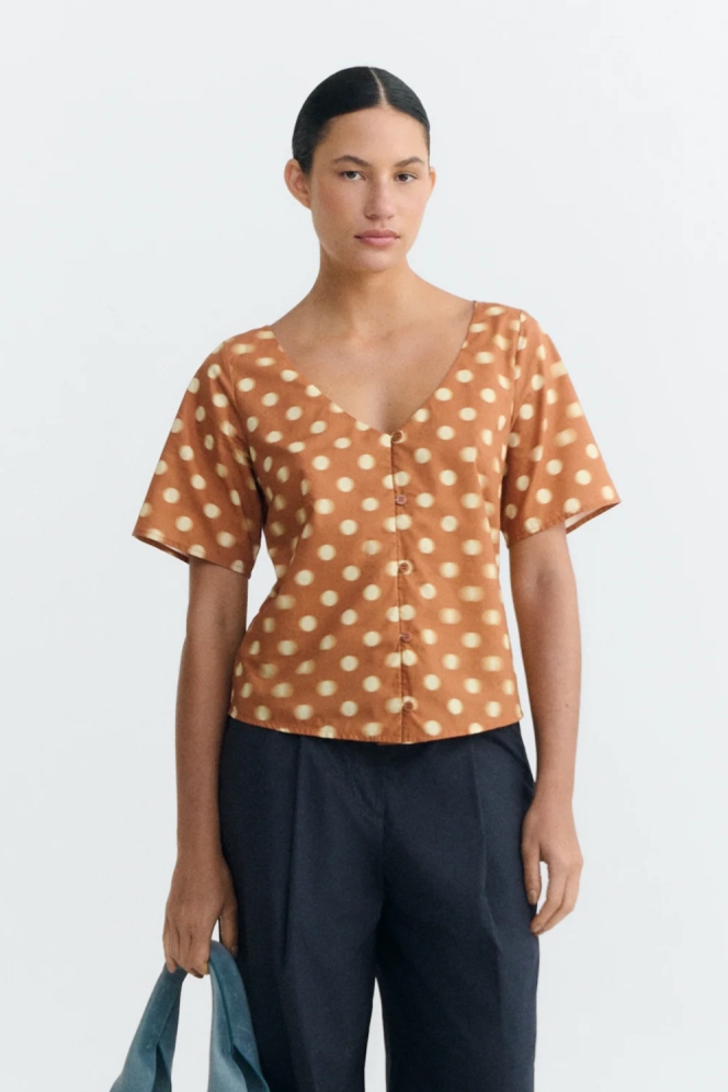 Image of Thinking MU dames vegan Blouse Leia Bruin Met Stippen