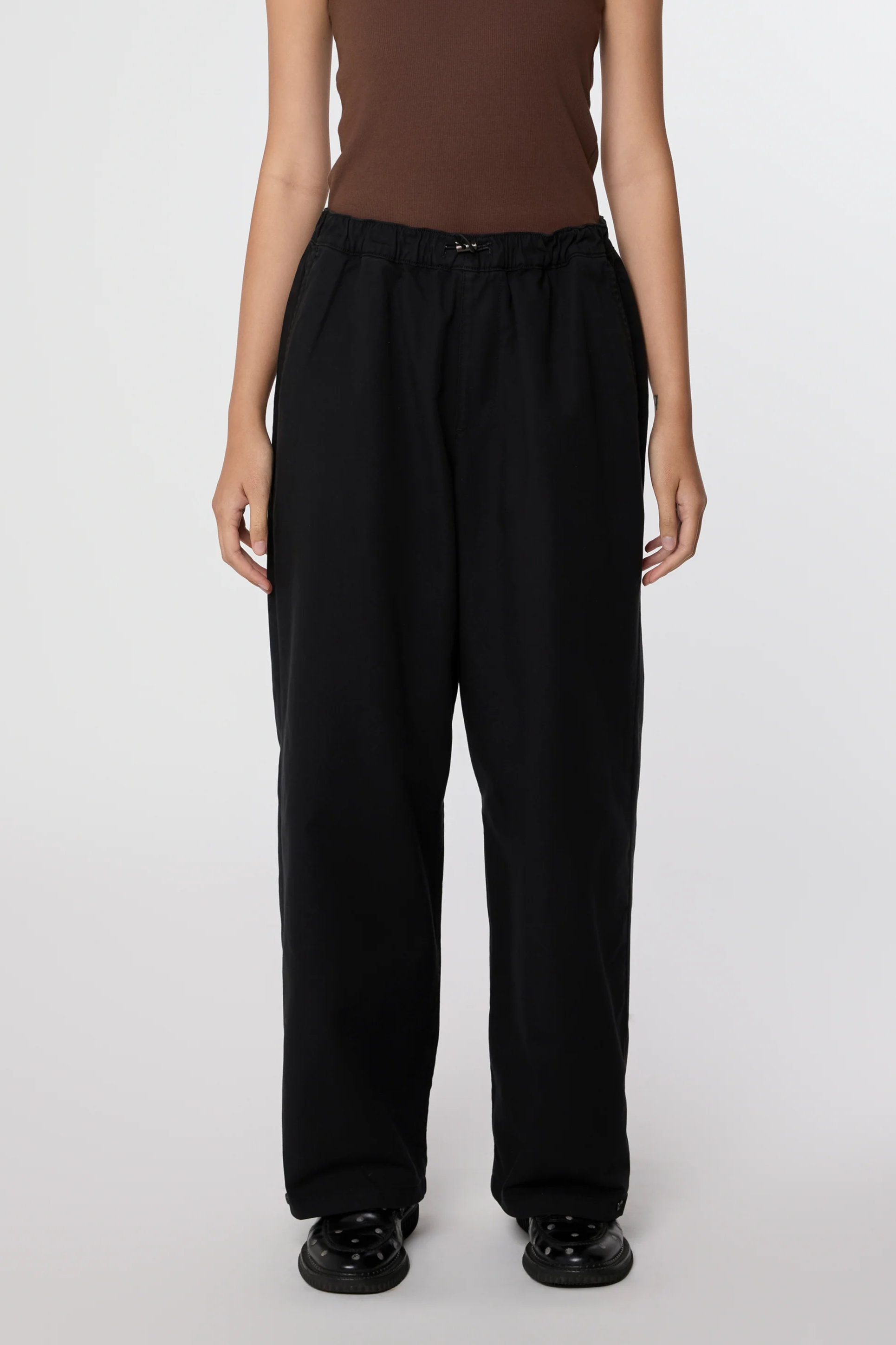 DAWN Damen vegan Hose Flow Paper Touch Utility Schwarz