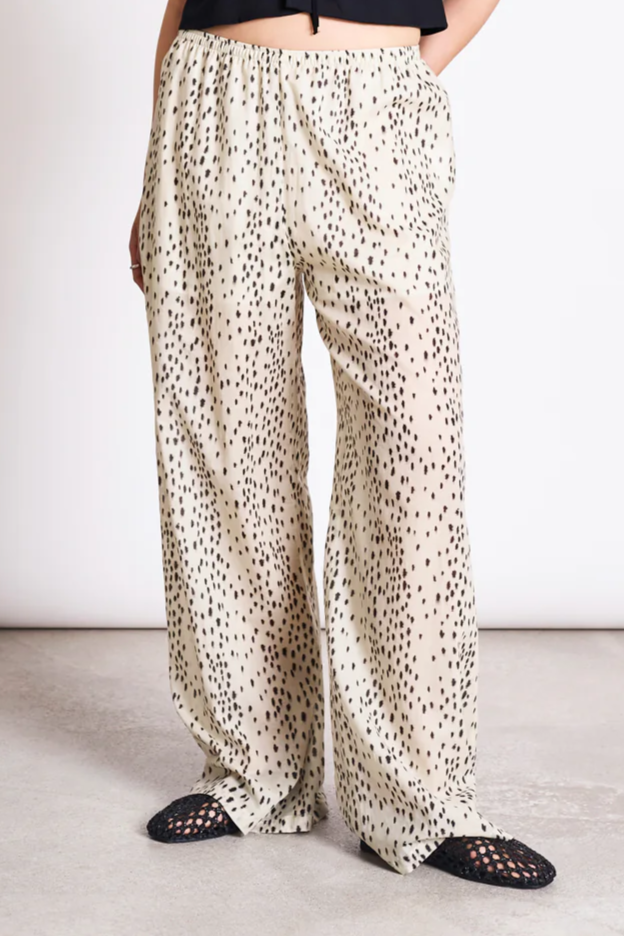 JAN N JUNE JAN 'N JUNE Damen vegan Hose Wide Origan Dalmatian Dots