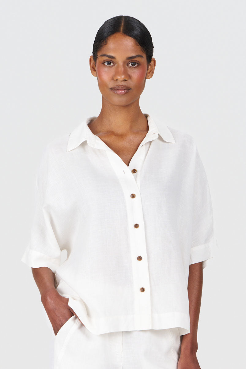 Image of KOMODO dames vegan Witte Kimono-Overhemd