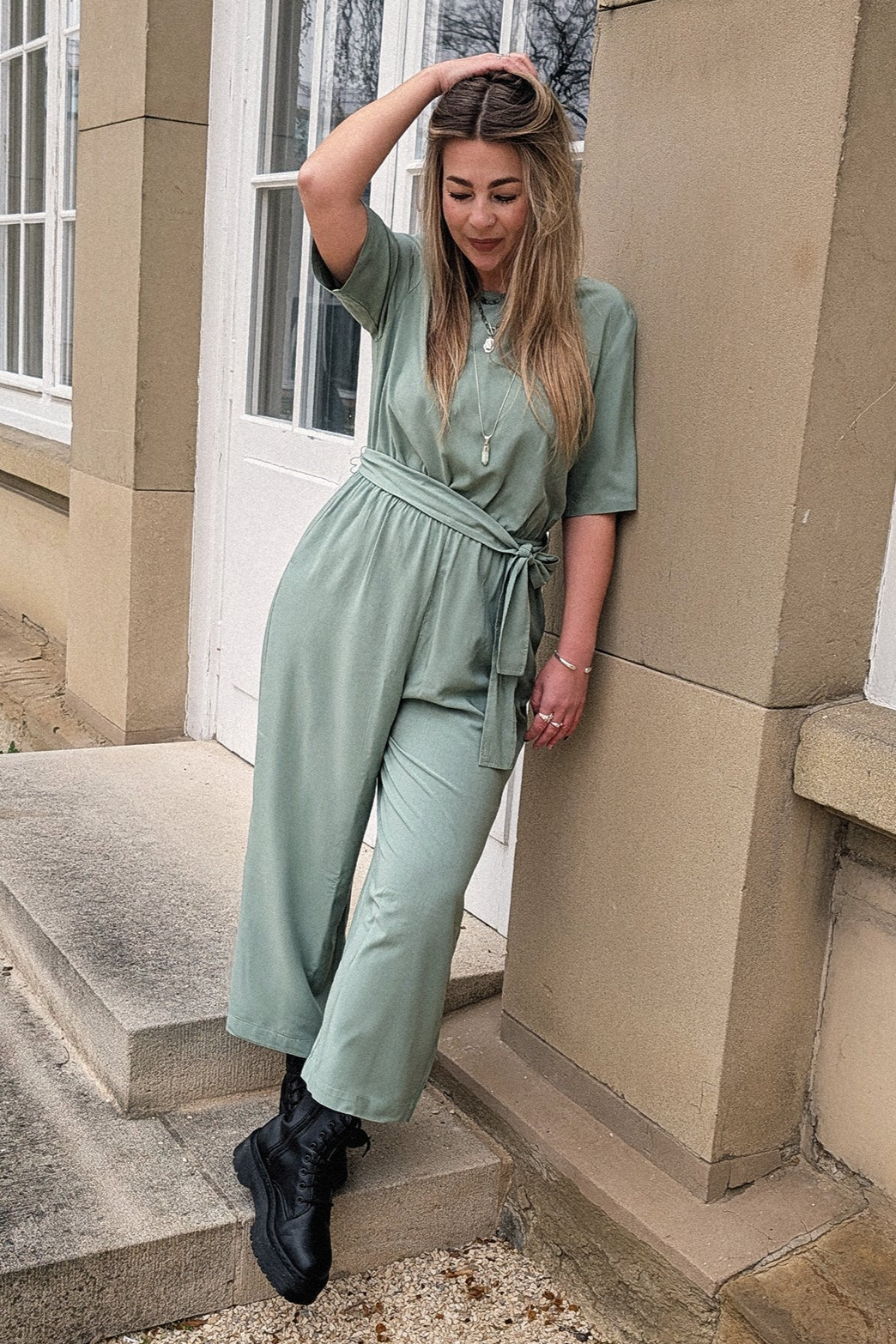 Lovjoi Damen vegan Jumpsuit Staine Halbarm Farn
