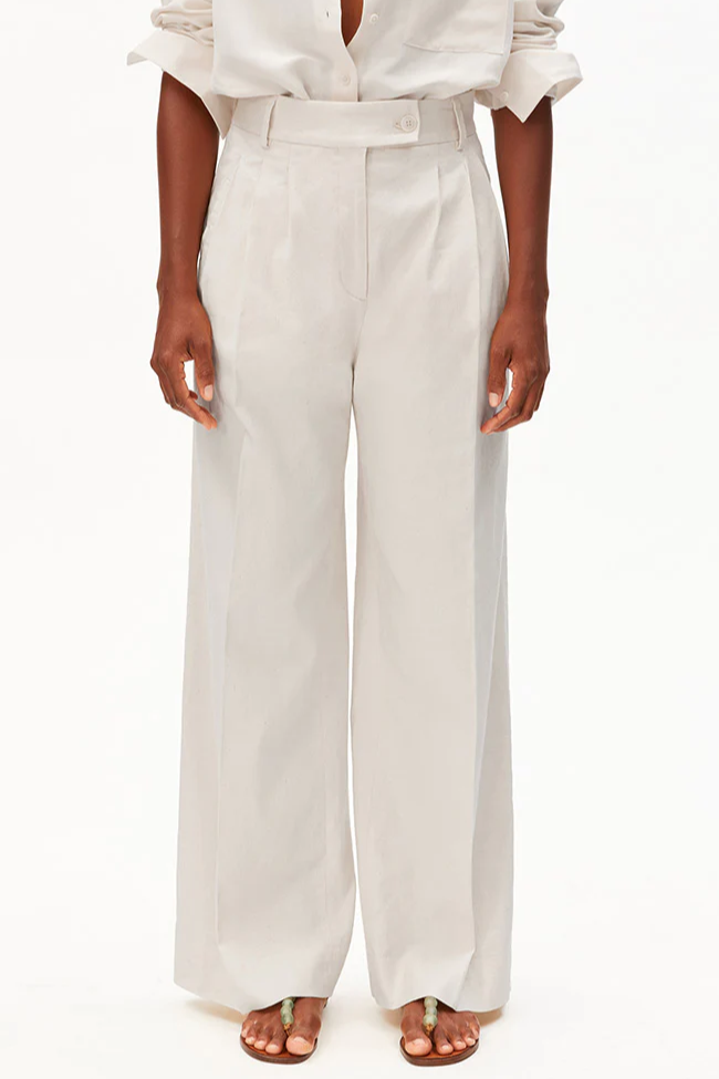 ARMEDANGELS Damen vegan Hose Kaayua Ungef&Atilde;&curren;rbt Wei&Atilde;Ÿ