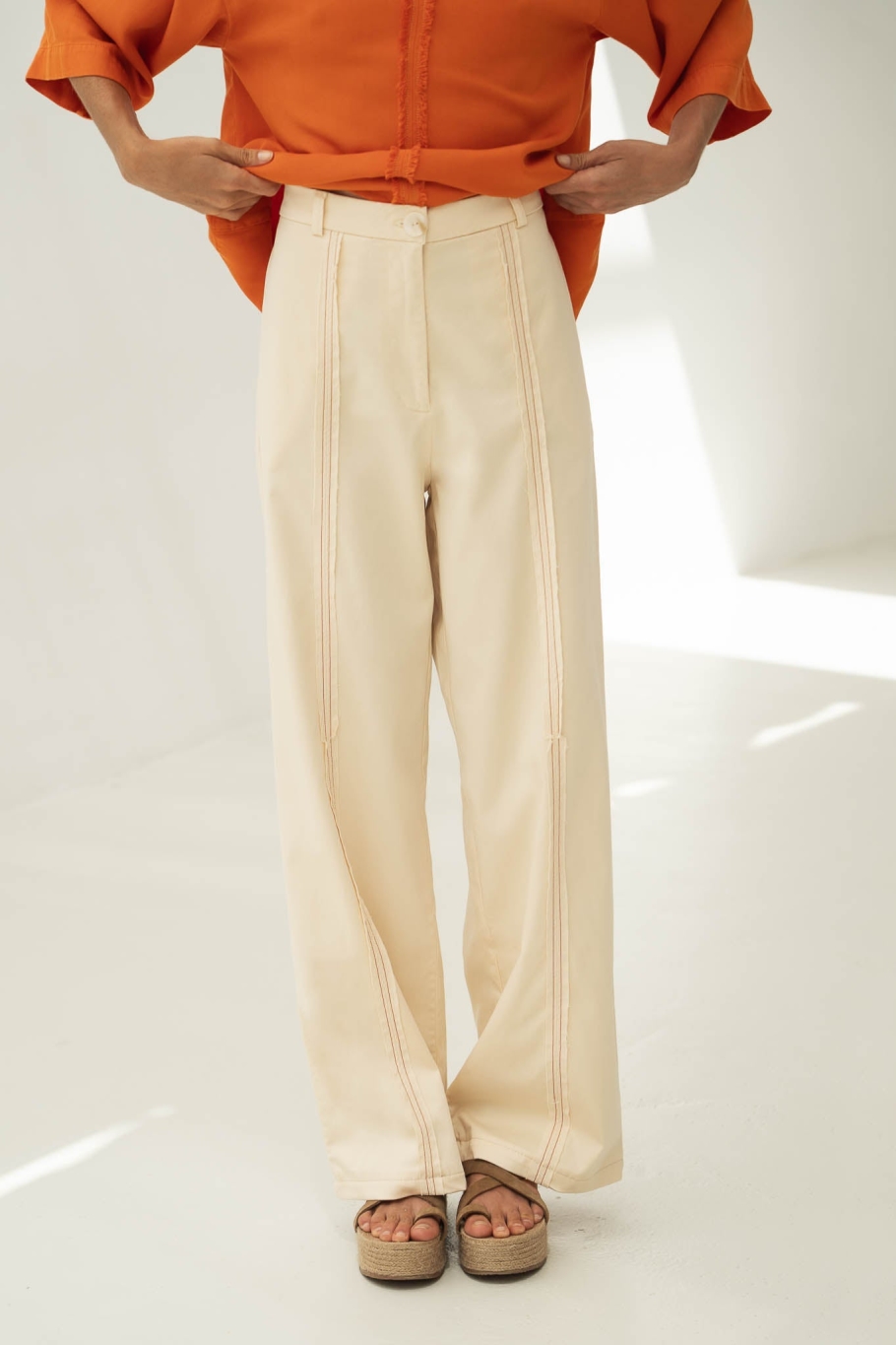 N&Atilde;&curren;z Damen vegan Hose Mara Gekr&Atilde;&curren;uselt Beige