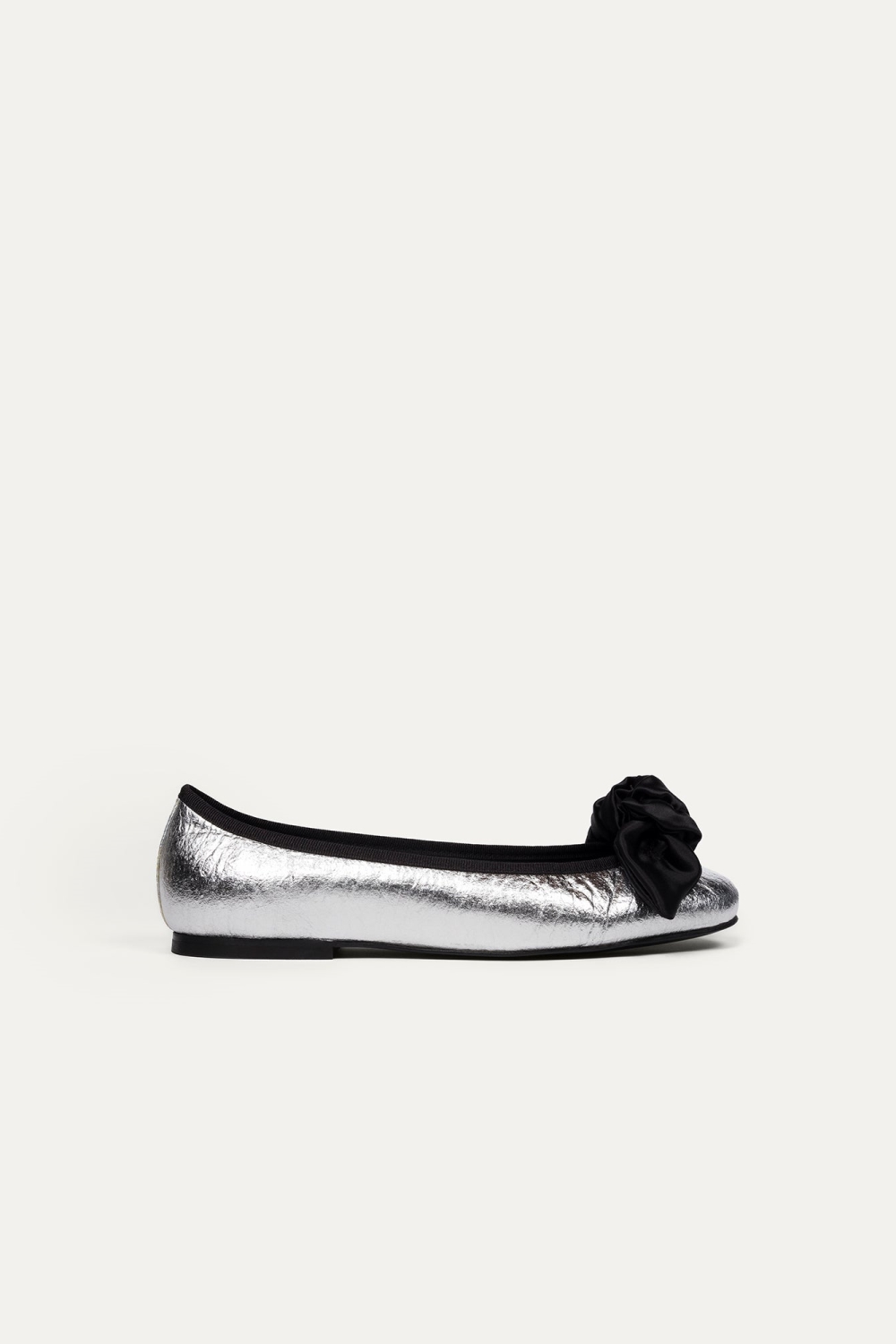 BIKKOU Damen vegan Ballerinas 9:30am Hearing In Court Silber Metallic