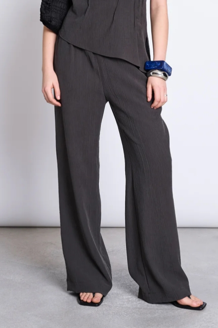 JAN N JUNE JAN 'N JUNE Damen vegan Hose Crinkle Hava Mud