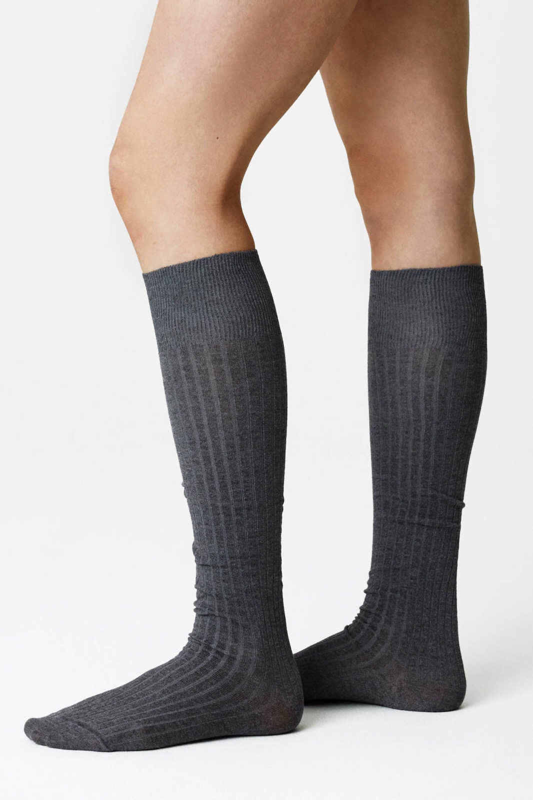 Swedish Stockings womens vegan Knee Highs Loelle Ribbed Dark Grey Melange