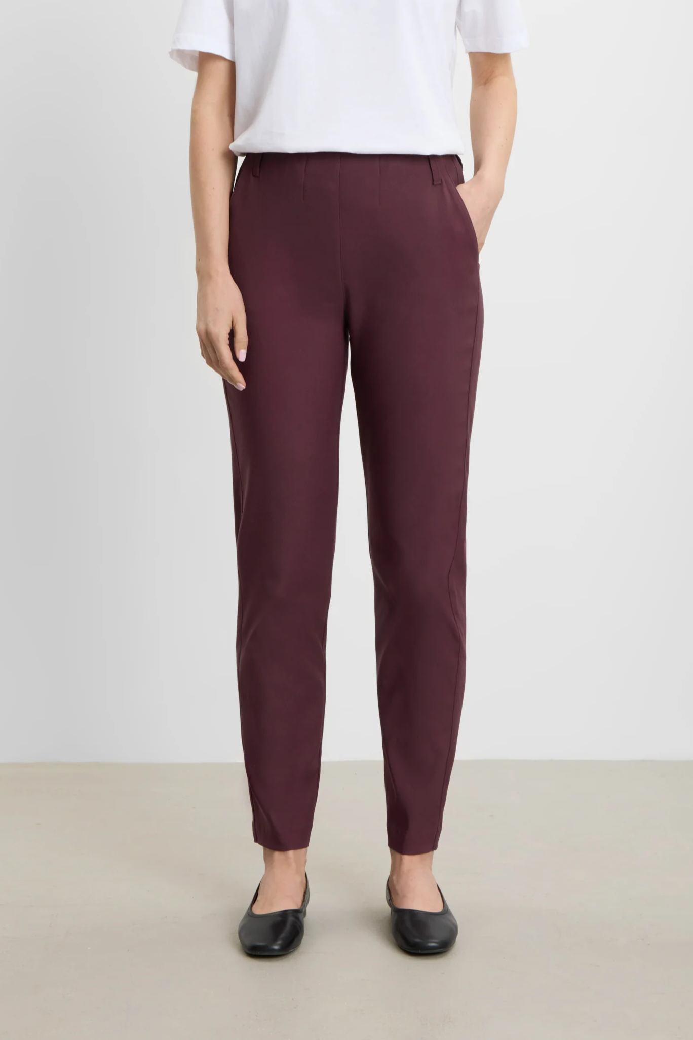 LAURIE womens vegan Pants Taylor Regular Short Length Dark Plum