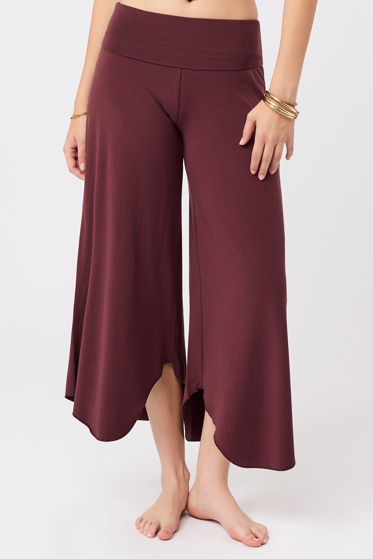Mandala Damen vegan Hose Tulip Ruby