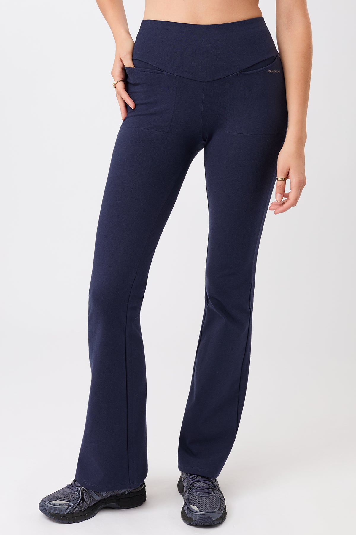 Image of MANDALA dames vegan Broek Back Envelope Night Sky