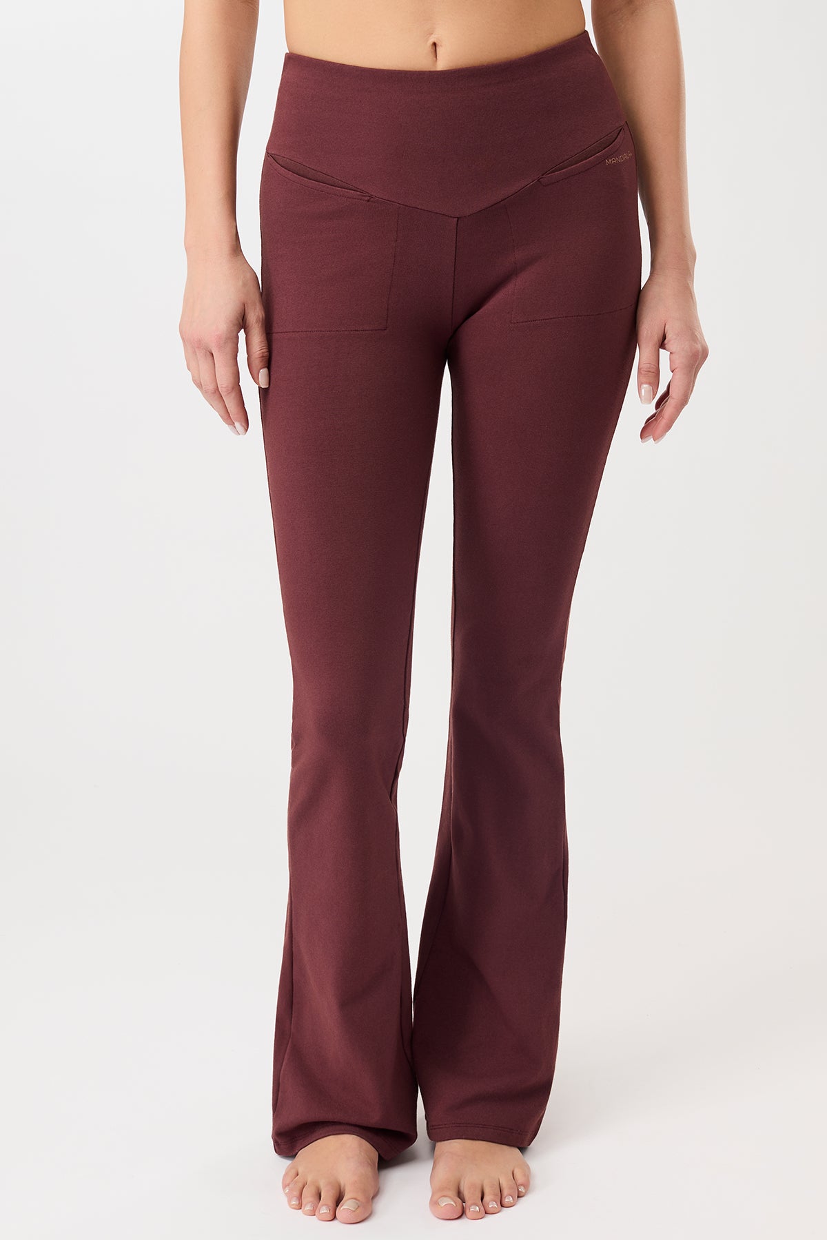 Image of MANDALA dames vegan Broek Back Envelope Ruby