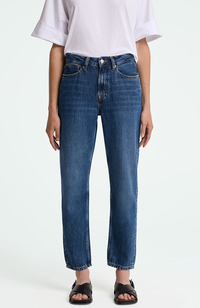 Kings Of Indigo Damen vegan Jeans Caroline Lewisborow Mid Washed Blue