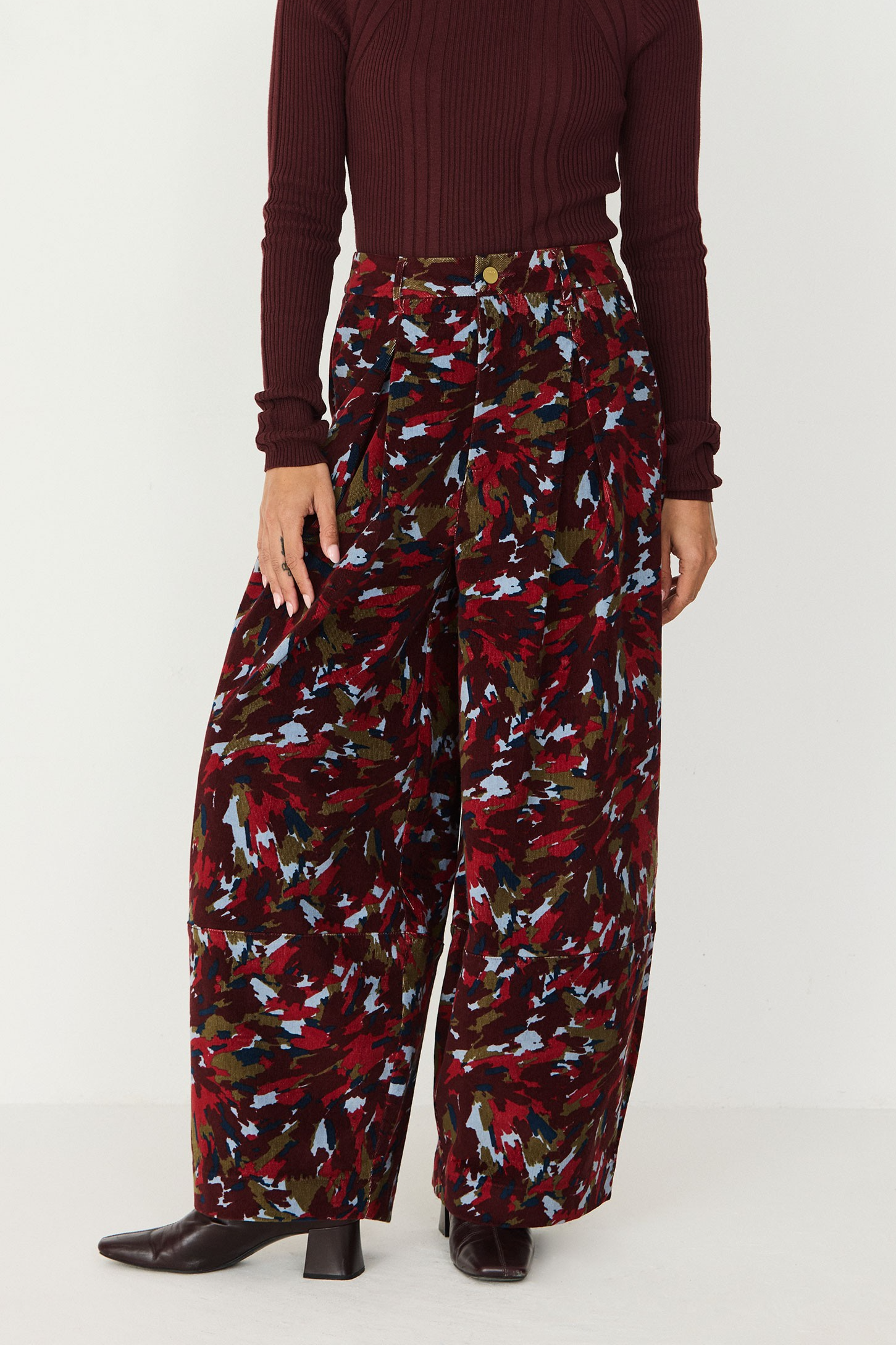 SKFK Damen vegan Hose Aus Cord Kenare Mehrfarbig
