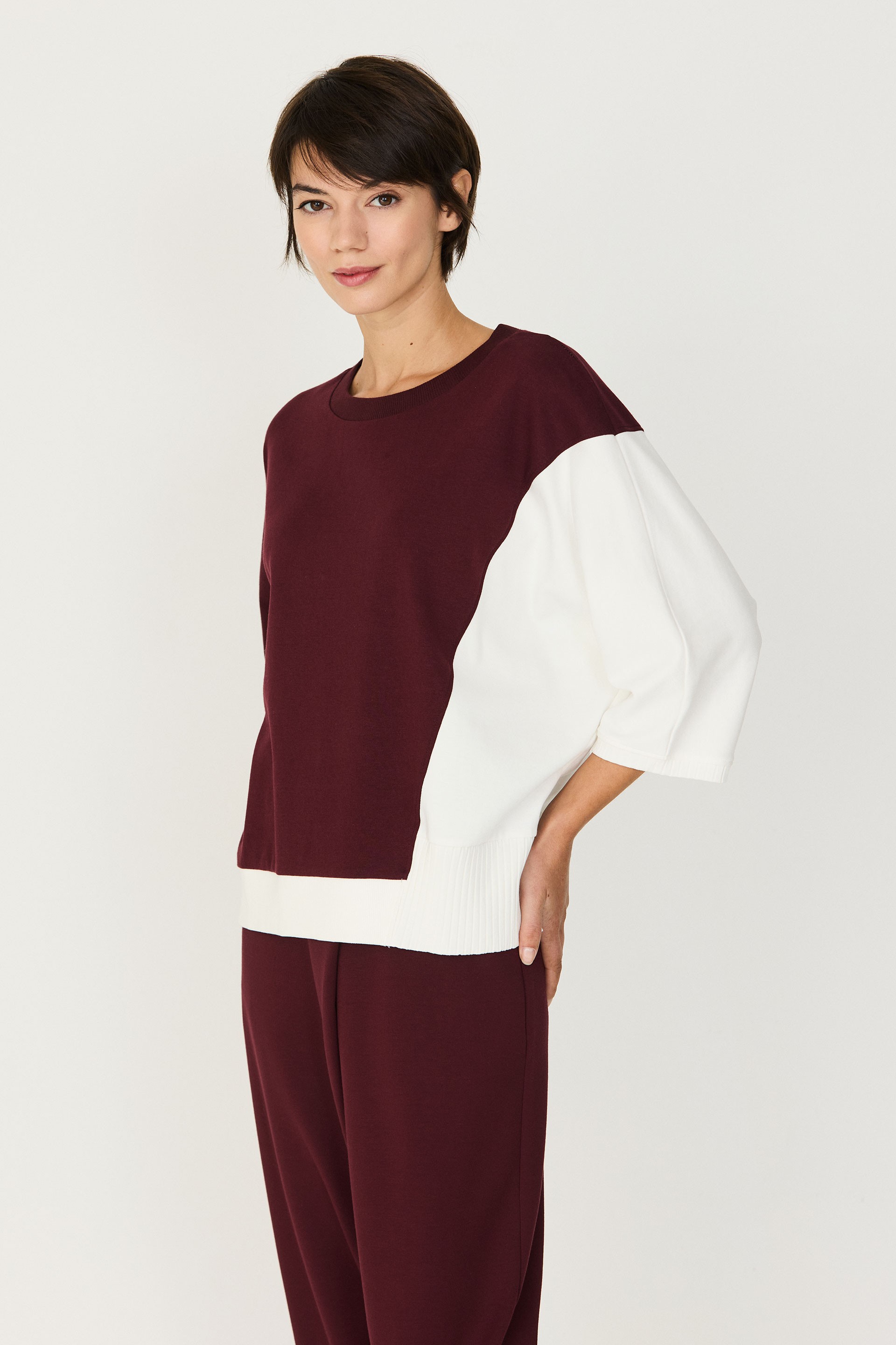 SKFK Damen vegan T-Shirt Locker Geschnitte, Asymmetrisch Aloria, Braun/Wei&Atilde;Ÿ