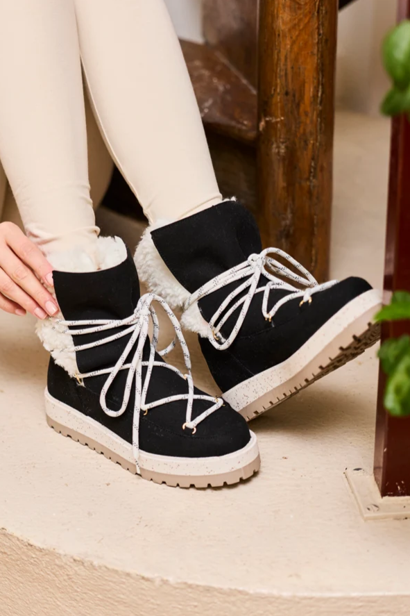 Minuit Sur Terre womens vegan Boots Joy Black