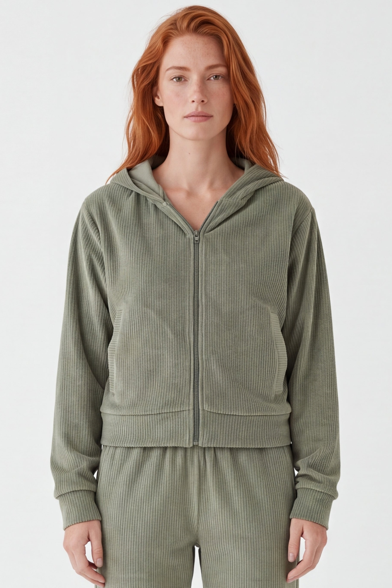 ORGANICATION Damen vegan Sweatjacke Aus Cord Jayya Oliv