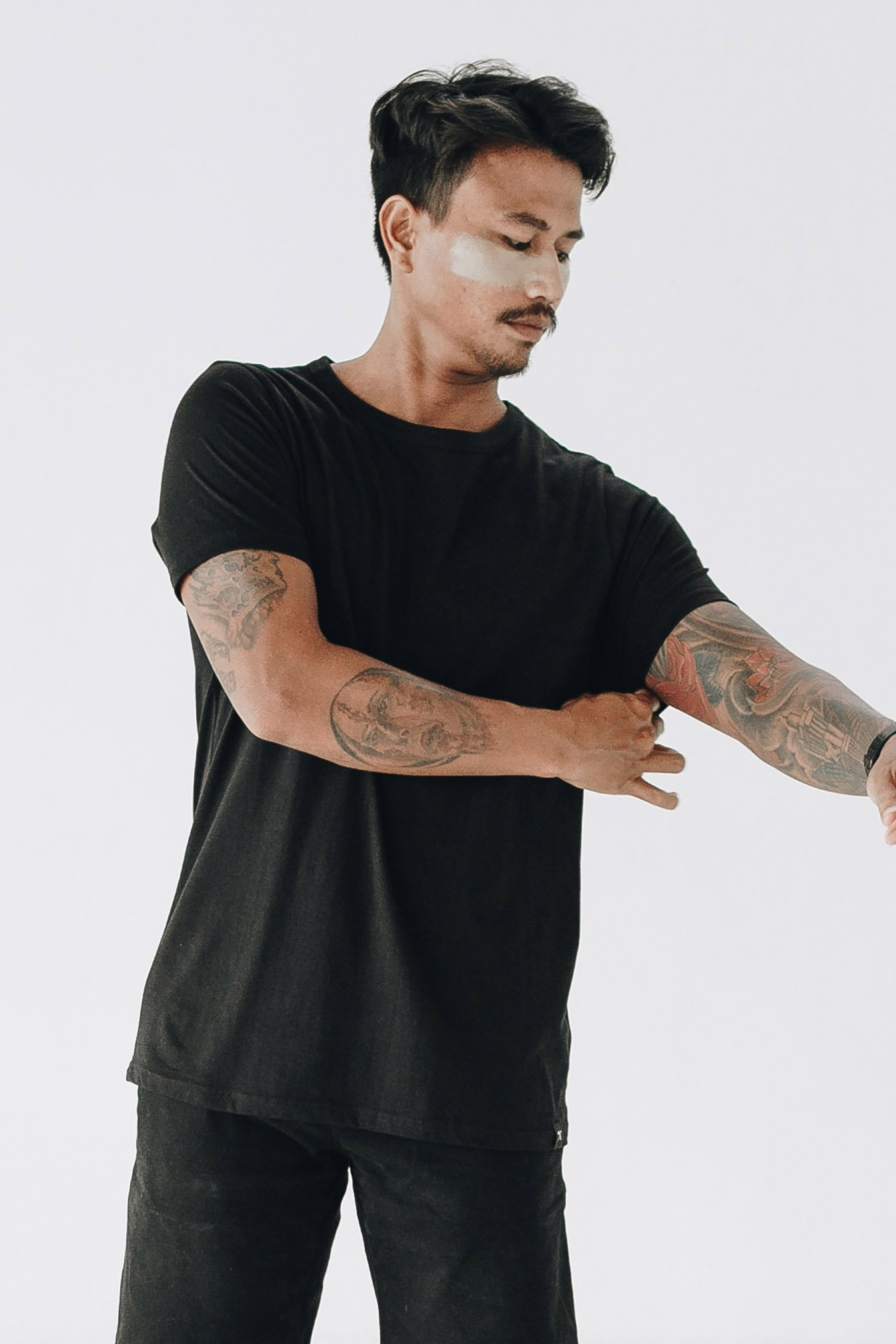 The Driftwood Tales men vegan T-Shirt Black