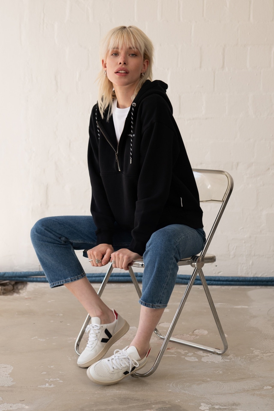 HAFENDIEB Damen vegan Hoodie Rei&Atilde;Ÿverschluss Logo Stick Schwarz