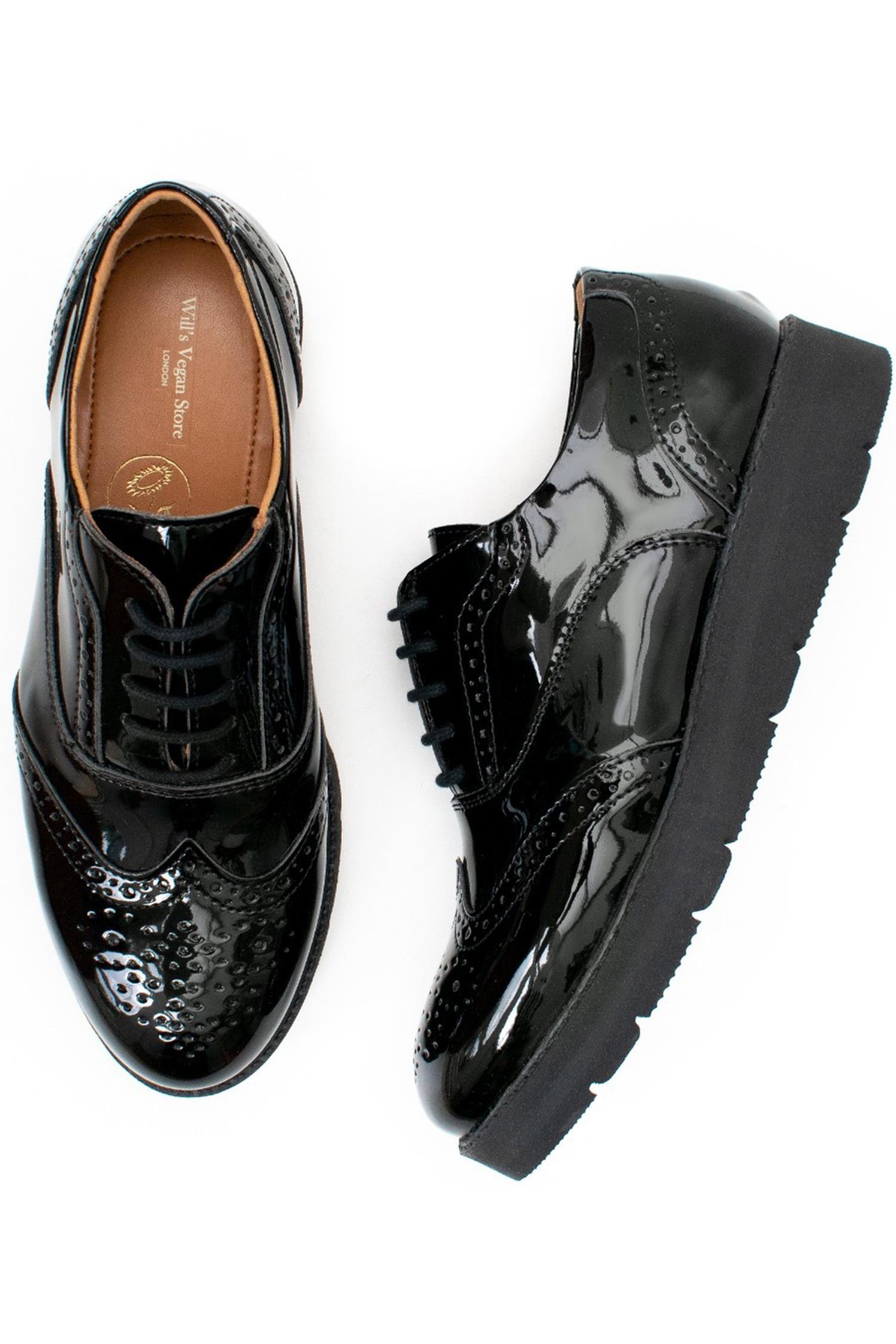 41768 - Wills Vegan Store Damen vegan Brogues Flatform Lack Schwarz