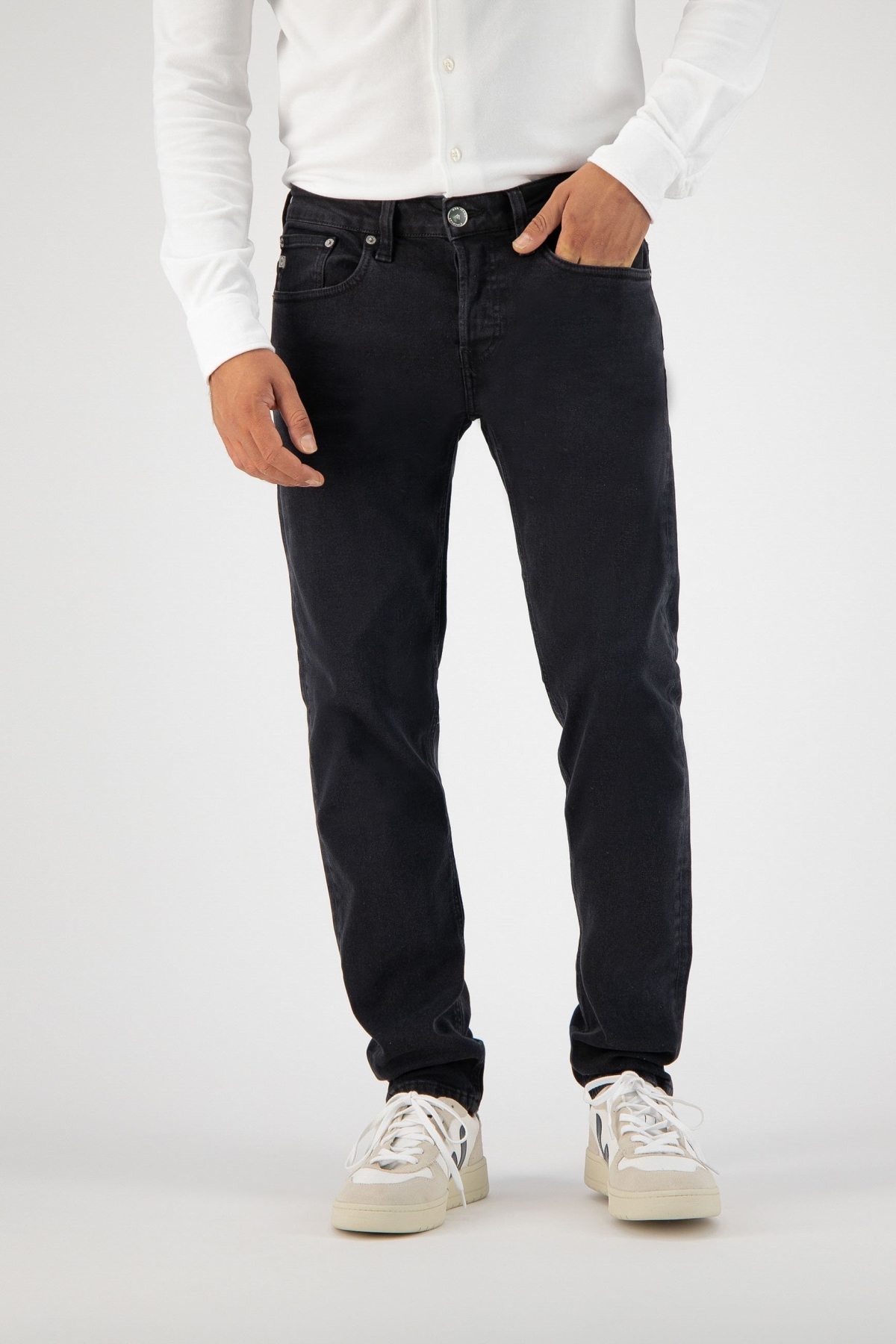 MUD Jeans mannen vegan Jeans Regular Dunn Stretch Zwart product