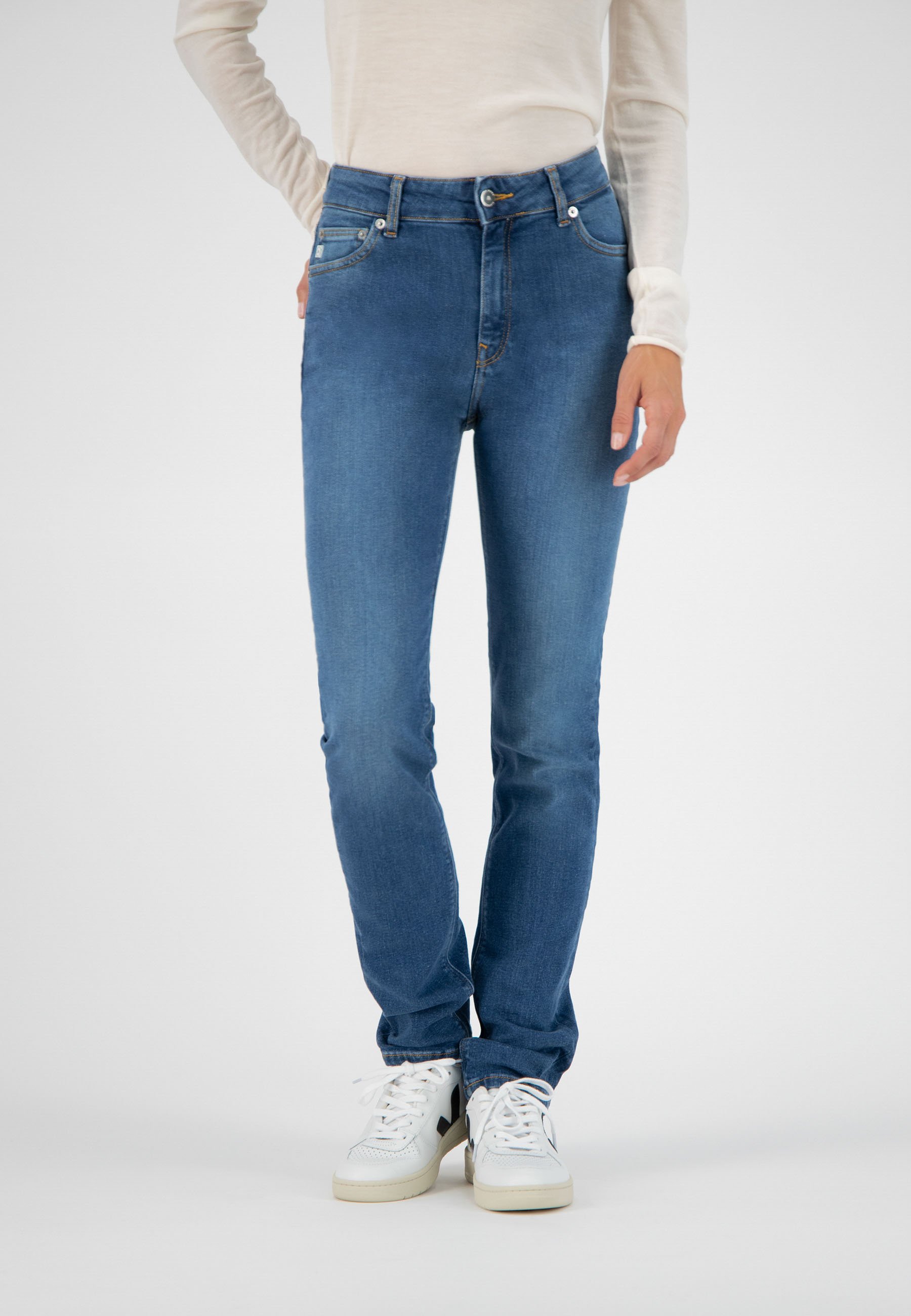 Image of MUD Jeans dames vegan Jeans Regular Swan Blauw