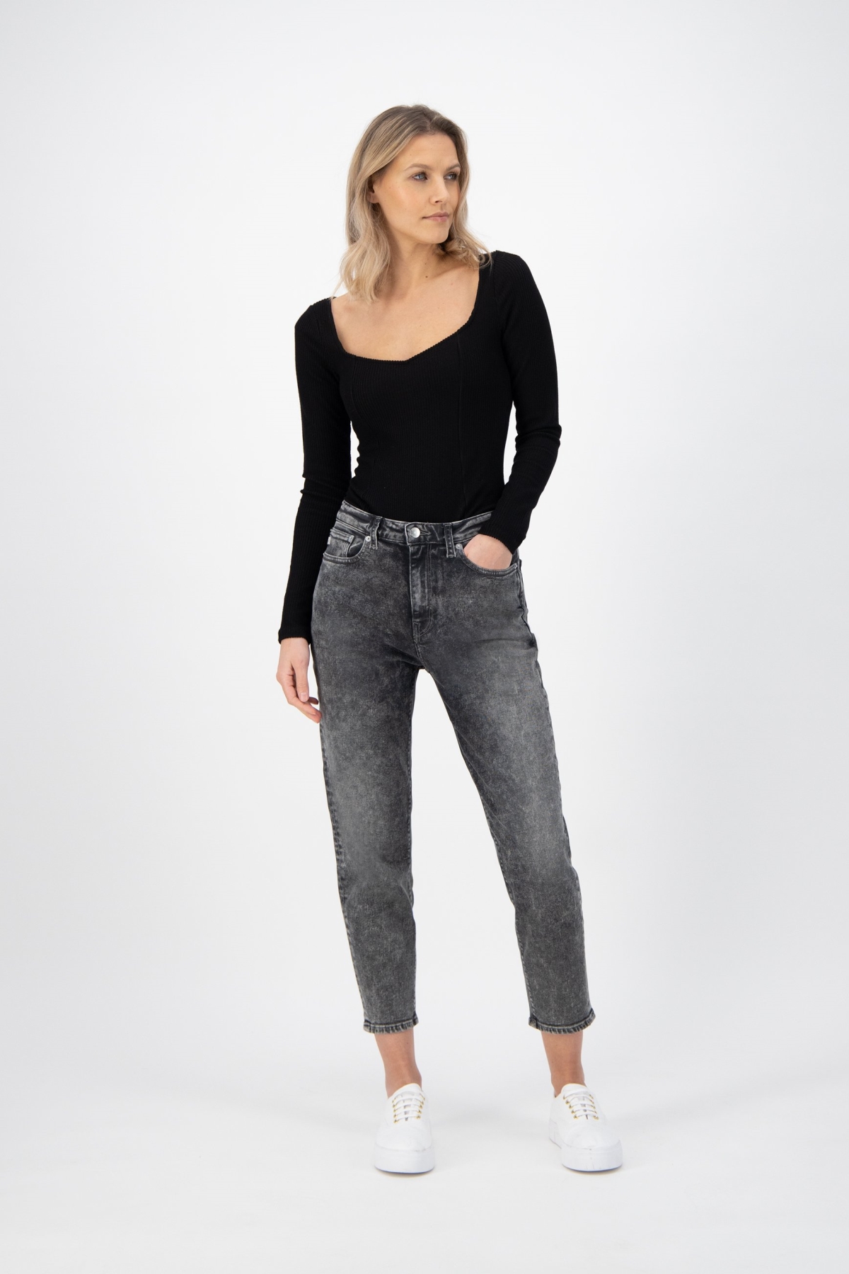 MUD Jeans dames vegan Mom Jeans Stretch Tapered Heavy Stone Grijs product
