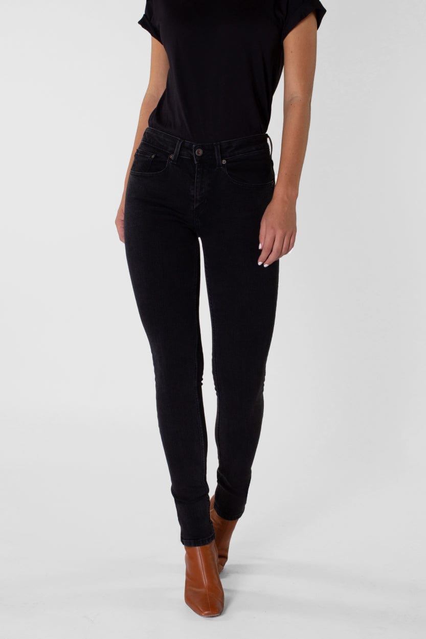 Kuyichi Damen vegan Carey Skinny Jeans Schwarz
