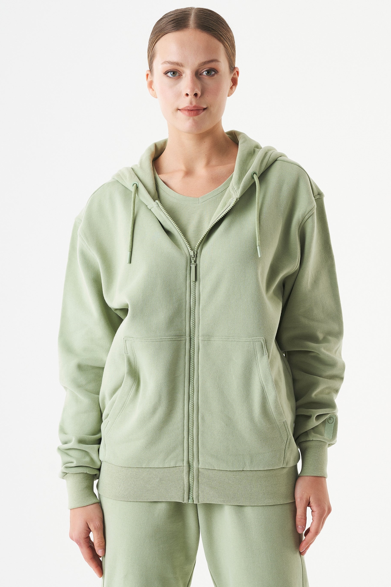 Image of ORGANICATION mannen vegan Unisex Zip-Up Hoodie Junda Sage