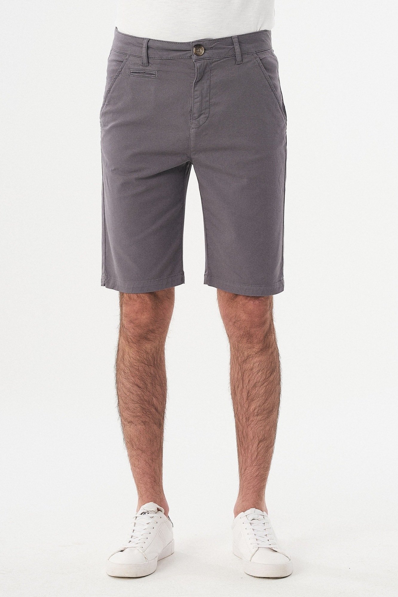 ORGANICATION Herren vegan Skinny Chino-Shorts Dunkelgrau