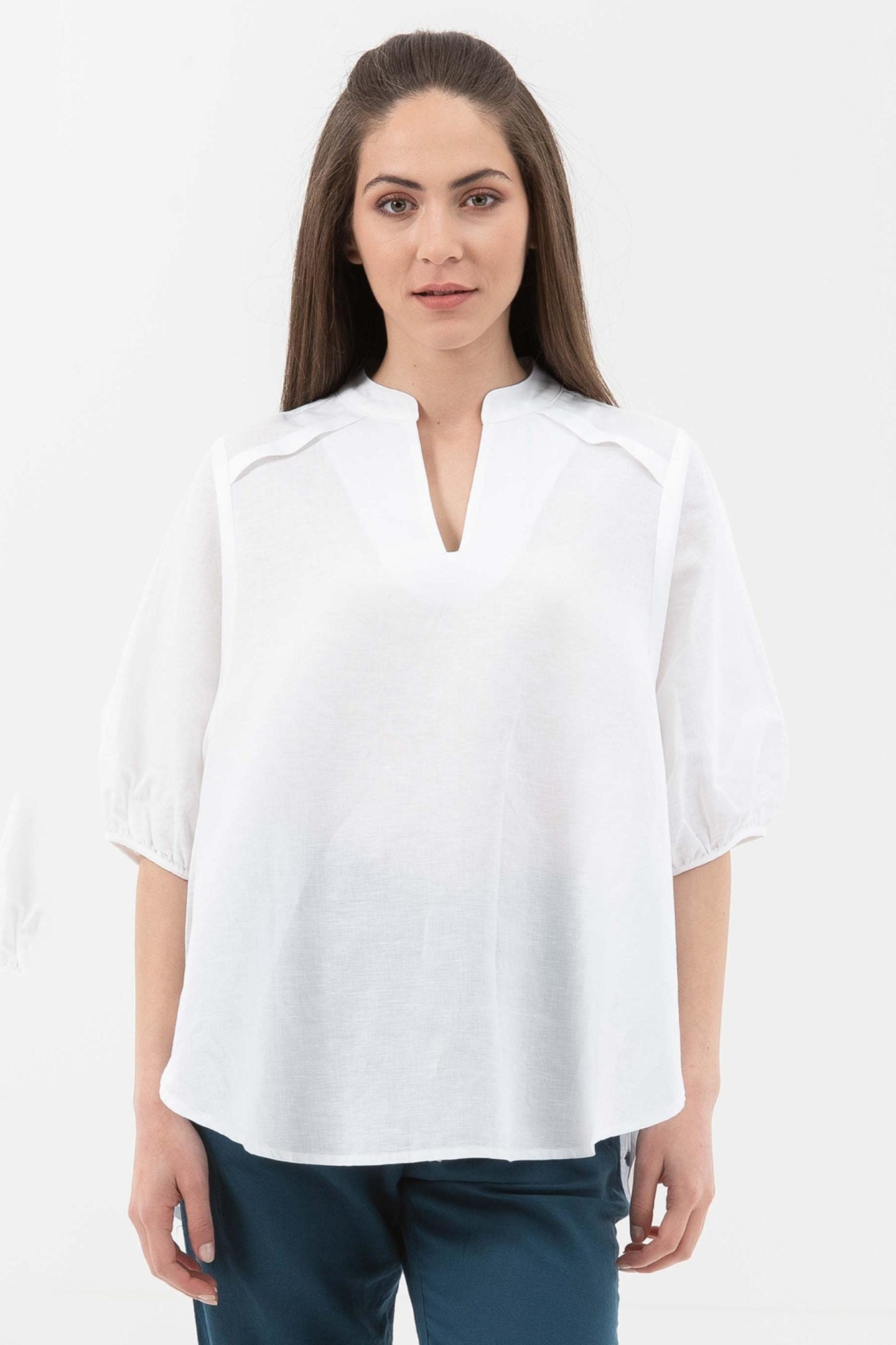 Image of ORGANICATION dames vegan Blouse V-Hals Off White