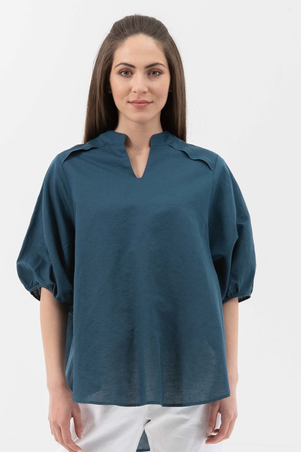 Image of ORGANICATION dames vegan Blouse V-Hals Navy