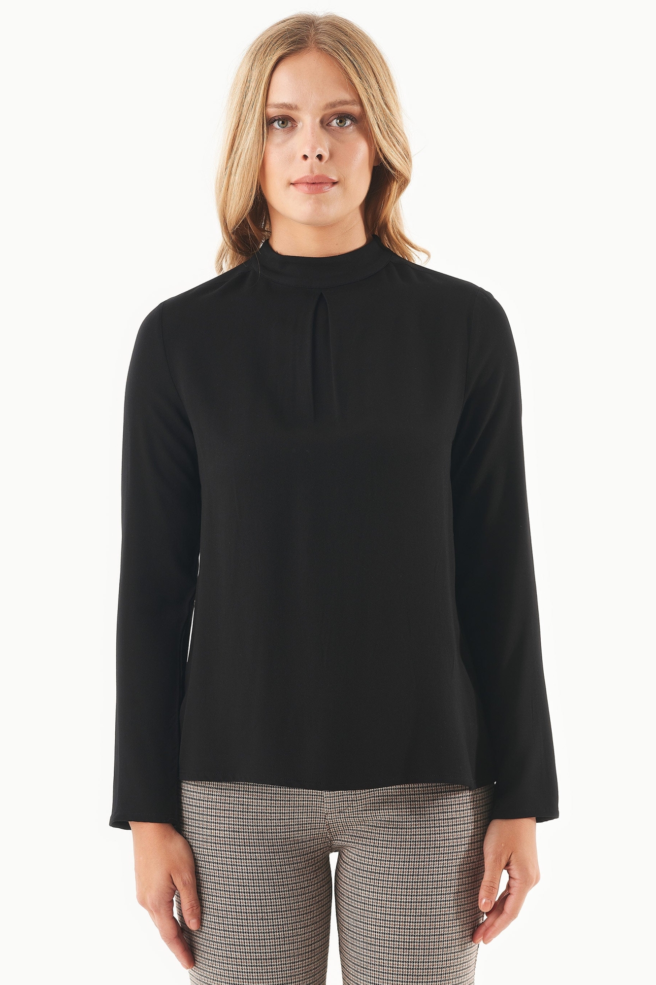 ORGANICATION Damen vegan Bluse Ecovero Schwarz