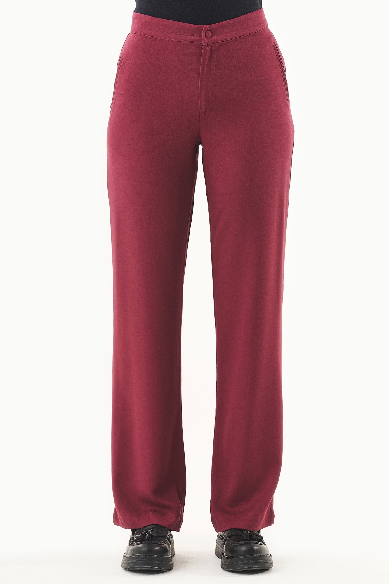 ORGANICATION Damen vegan Hose Ecovero Wein