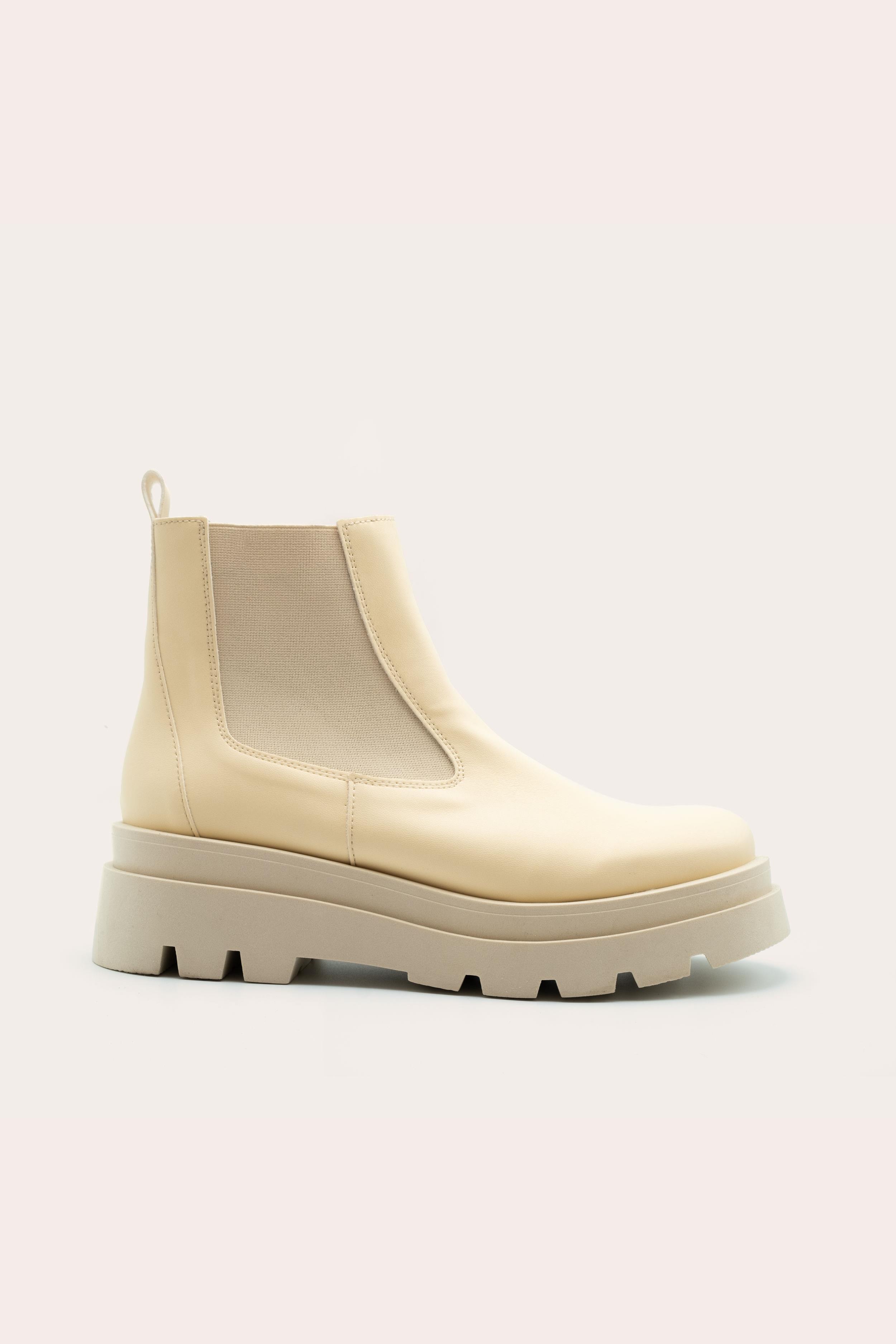 Image of RarÃ¡muri dames vegan Chelsea Boots Noa Crème