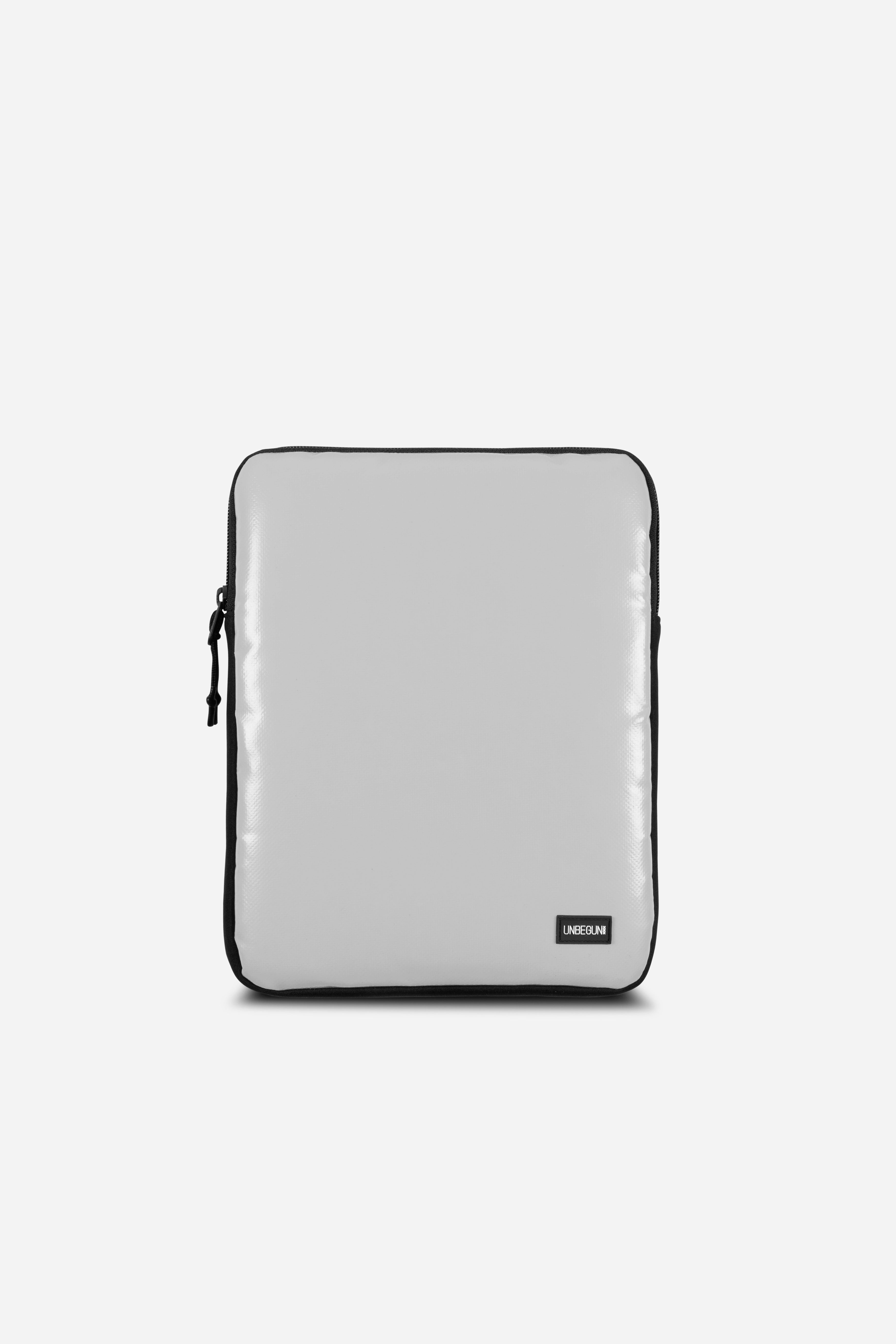 UNBEGUN Herren vegan Tablet Sleeve Hellgrau