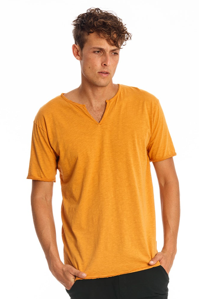 RAVENS VIEW IBIZA Herren vegan T-Shirt Eros Gold Sand Gelb