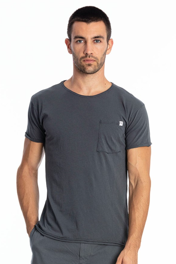 Image of RAVENS VIEW IBIZA mannen vegan T-Shirt Ronde Wild Neck Pocket Lava Blauw