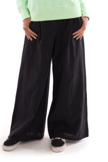 Image of RAVENS VIEW IBIZA dames vegan Broek Eva Zwart